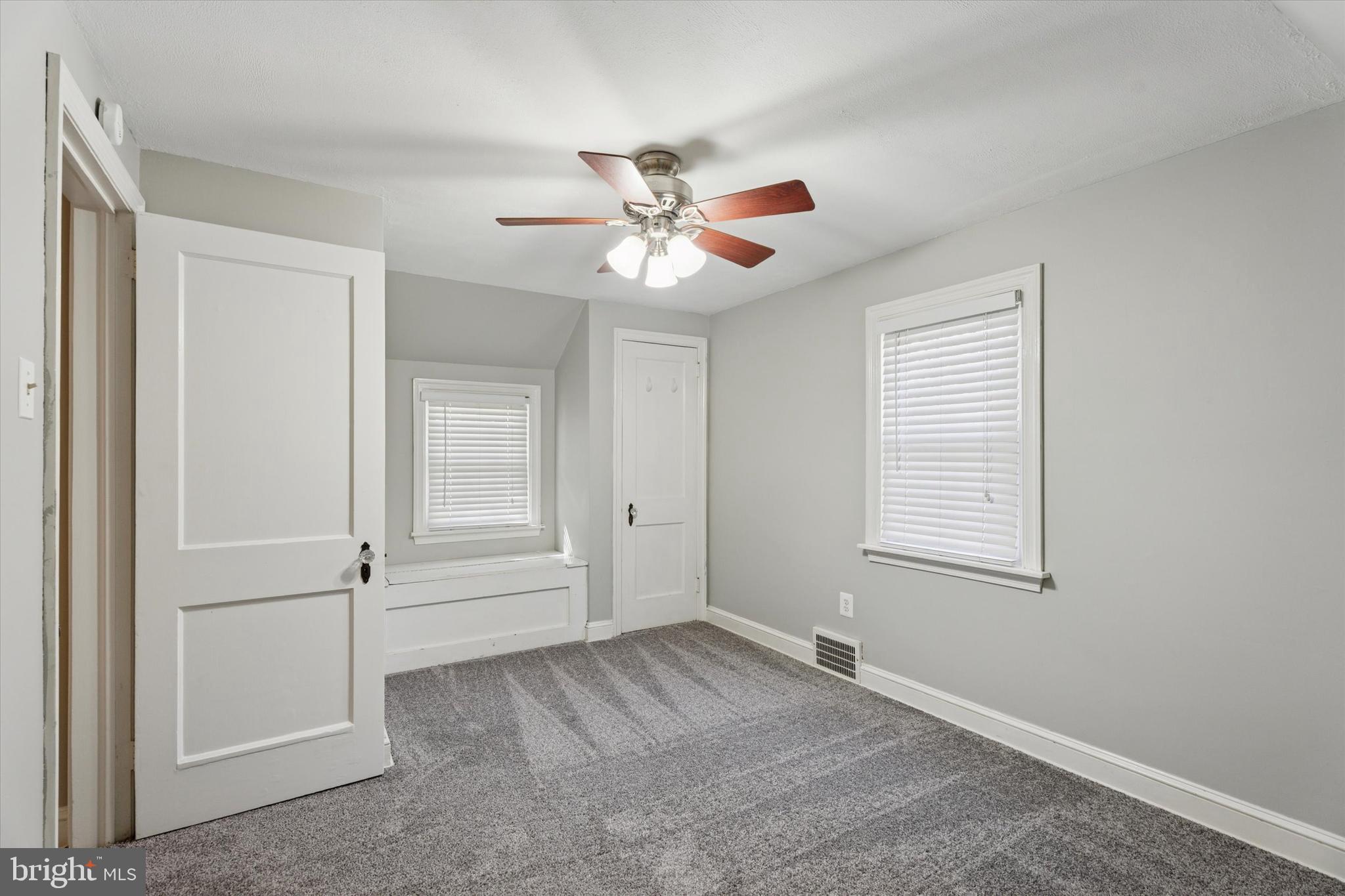 MANOA - Residential Lease