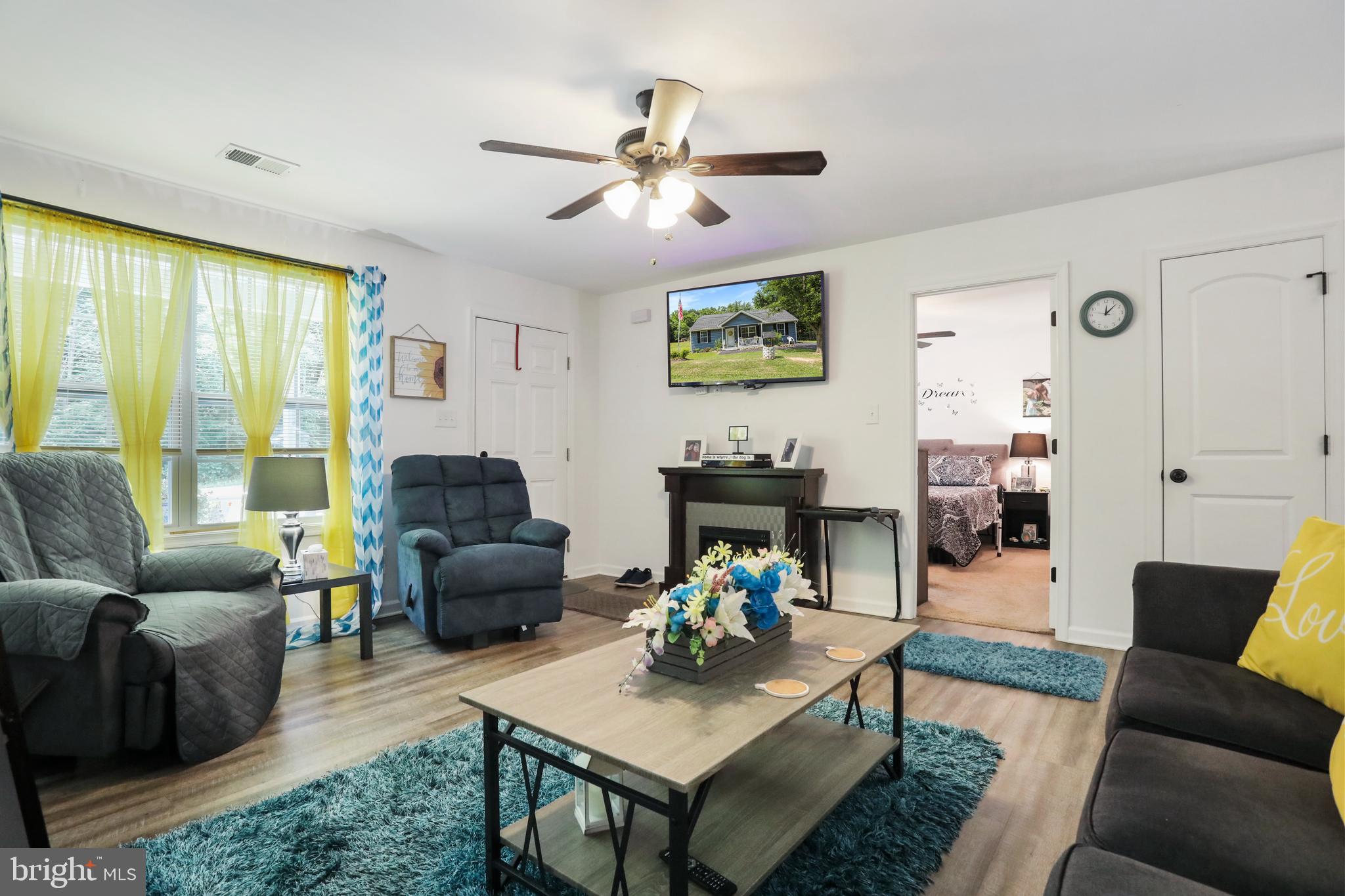 FOREST HILLS - Residential