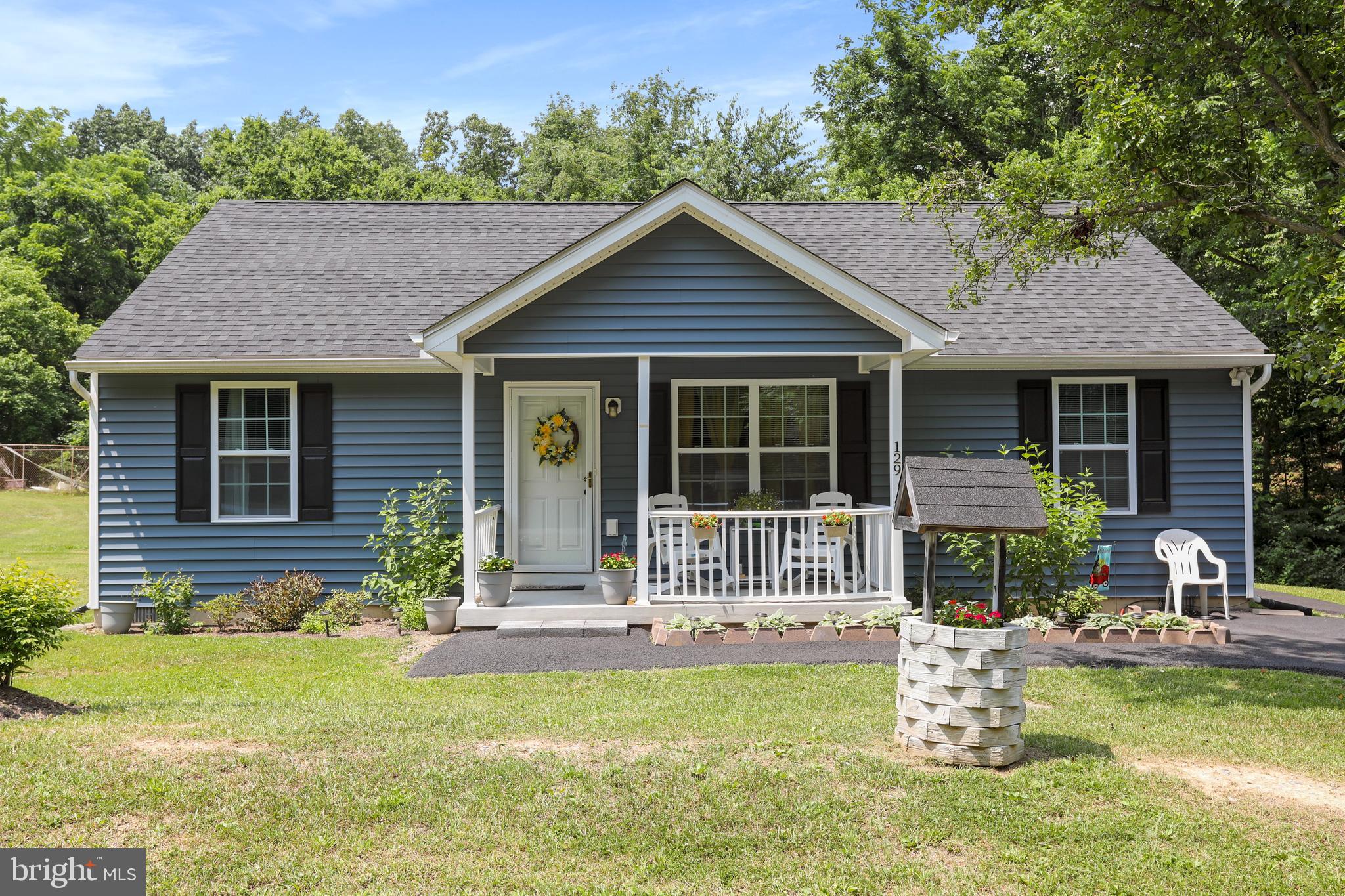 FOREST HILLS - Residential