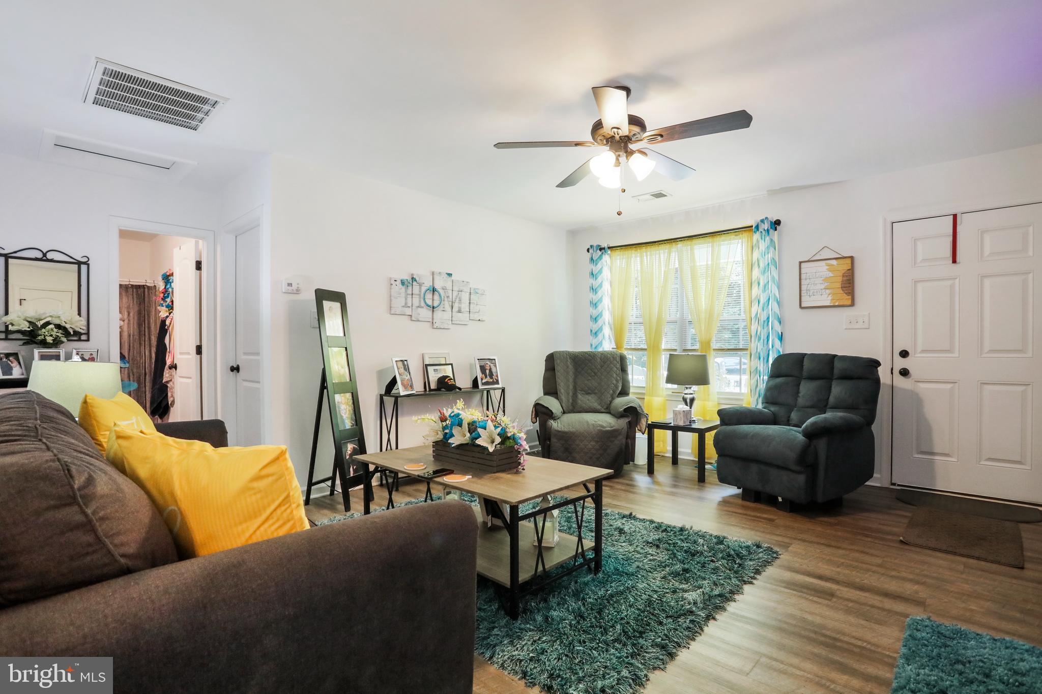 FOREST HILLS - Residential