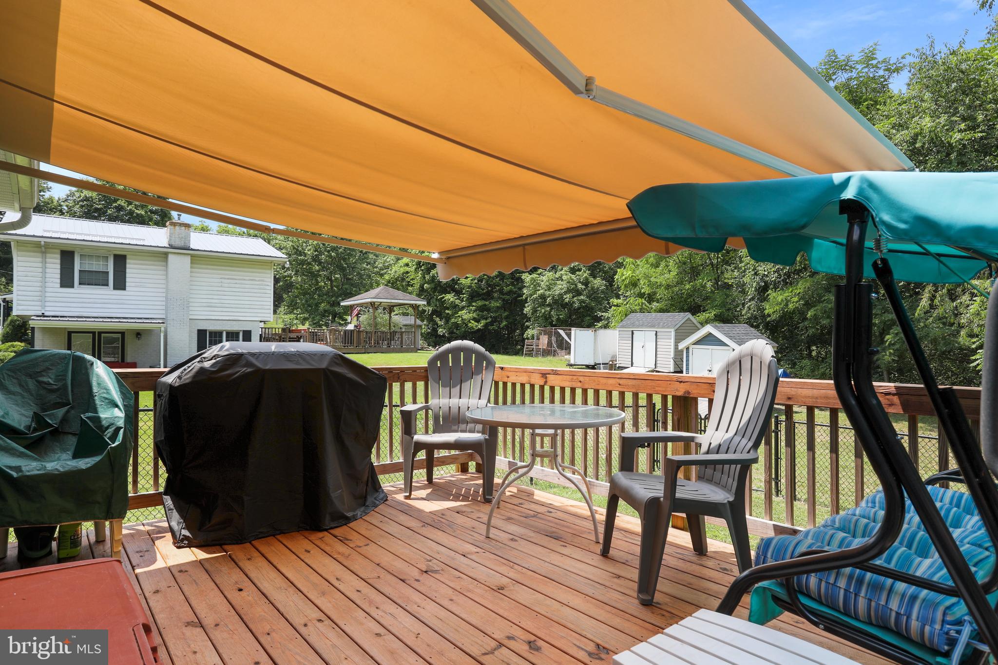 FOREST HILLS - Residential