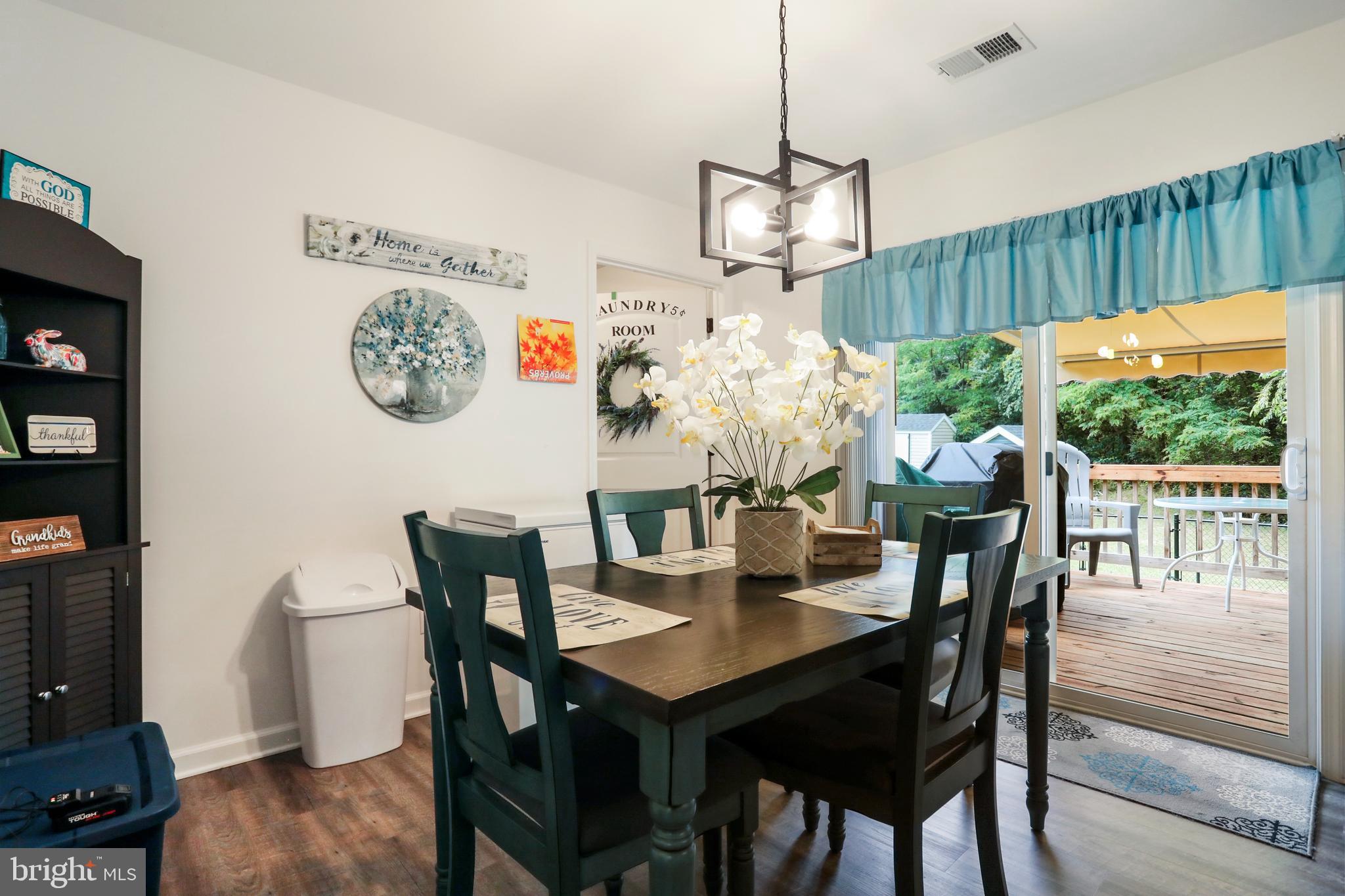 FOREST HILLS - Residential