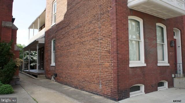 EAST YORK - Residential