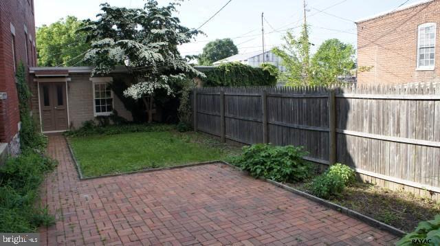 EAST YORK - Residential