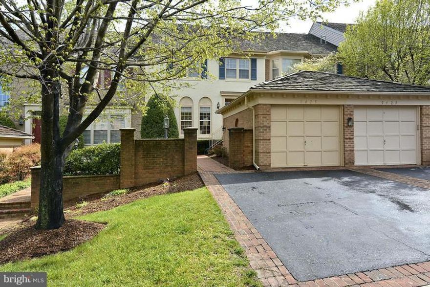 Recently remodeled four level Mitchel & Best town home convenient to Potomac Village with easy access to DC/NOVA.  New paint, carpet, refinished hardwood flrs, new tile floor in kit, pwdr rm, and foyer, as well as stainless steel appliances! Low maintenance rear brick walled patio and garden.  Truly turn key!