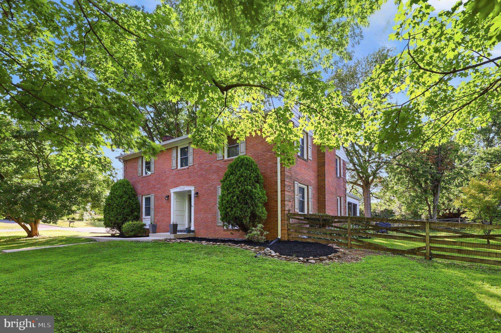 13306 FAIRGREEN CIRCLE