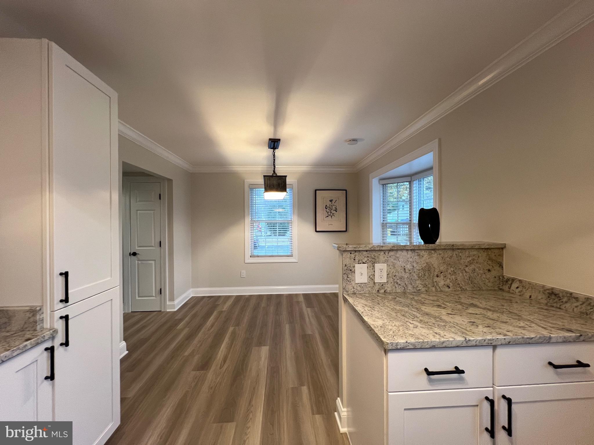 CROFTON SQUARE - Residential Lease