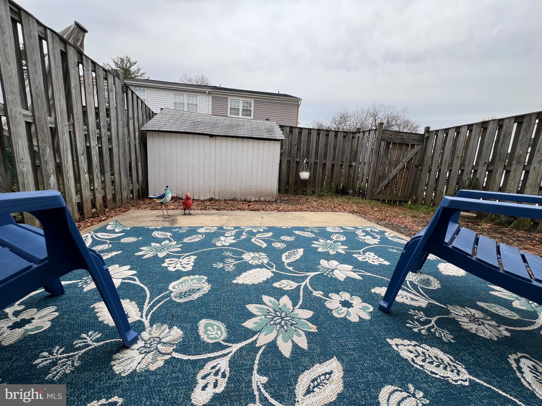 CROFTON SQUARE - Residential Lease