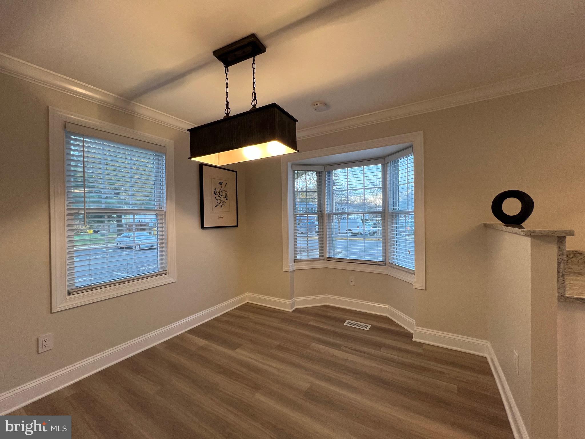 CROFTON SQUARE - Residential Lease