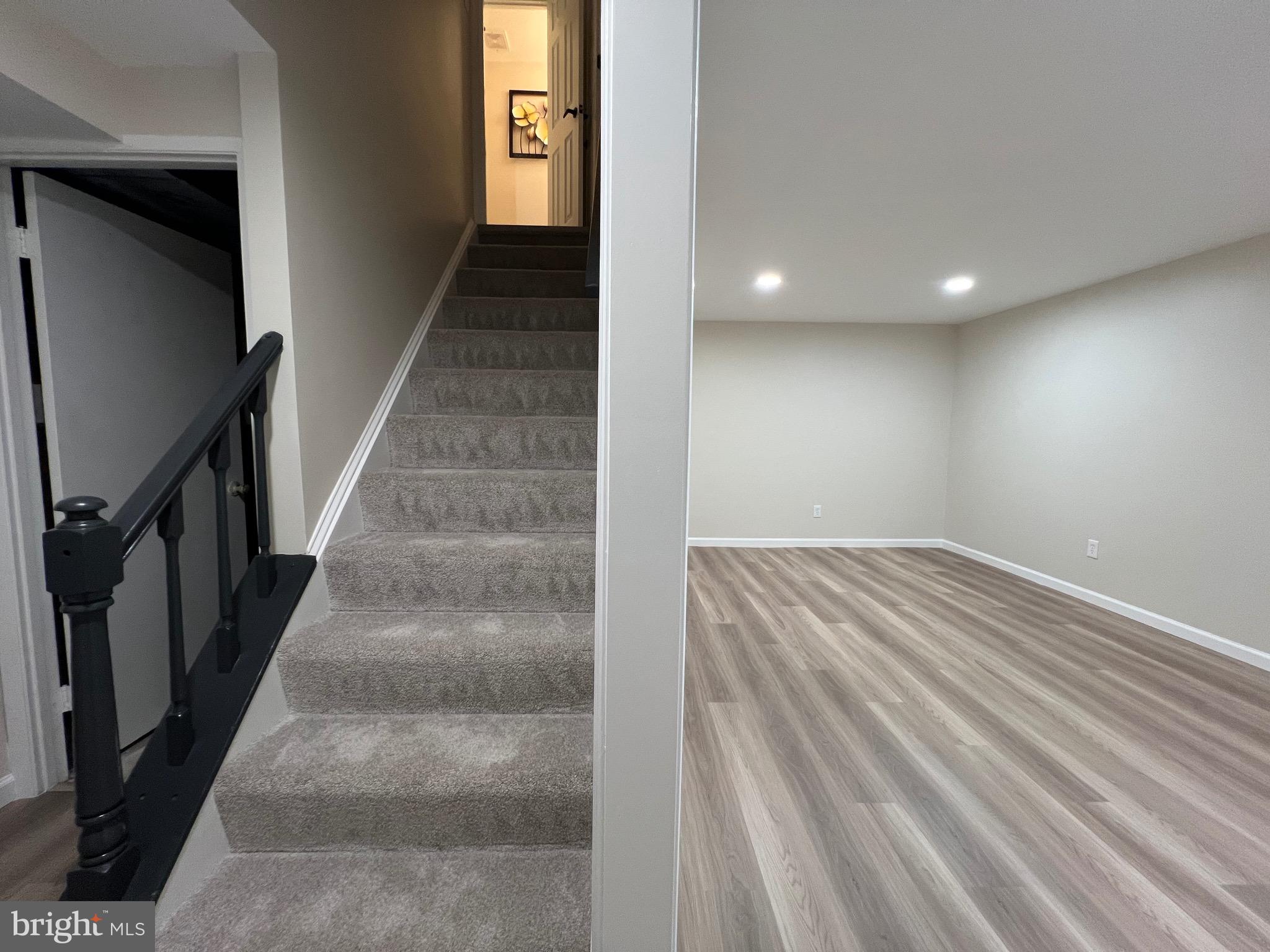 CROFTON SQUARE - Residential Lease