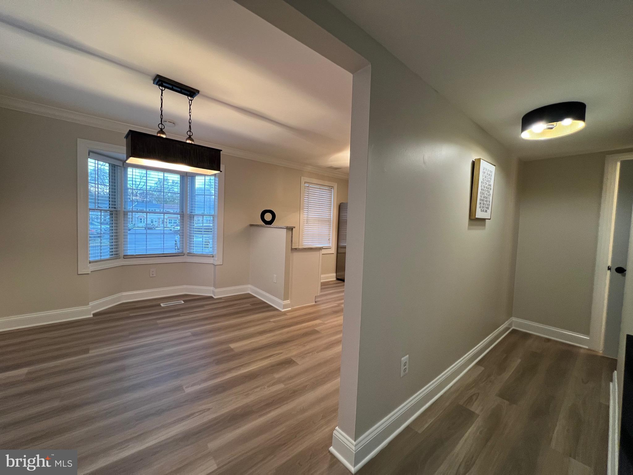 CROFTON SQUARE - Residential Lease