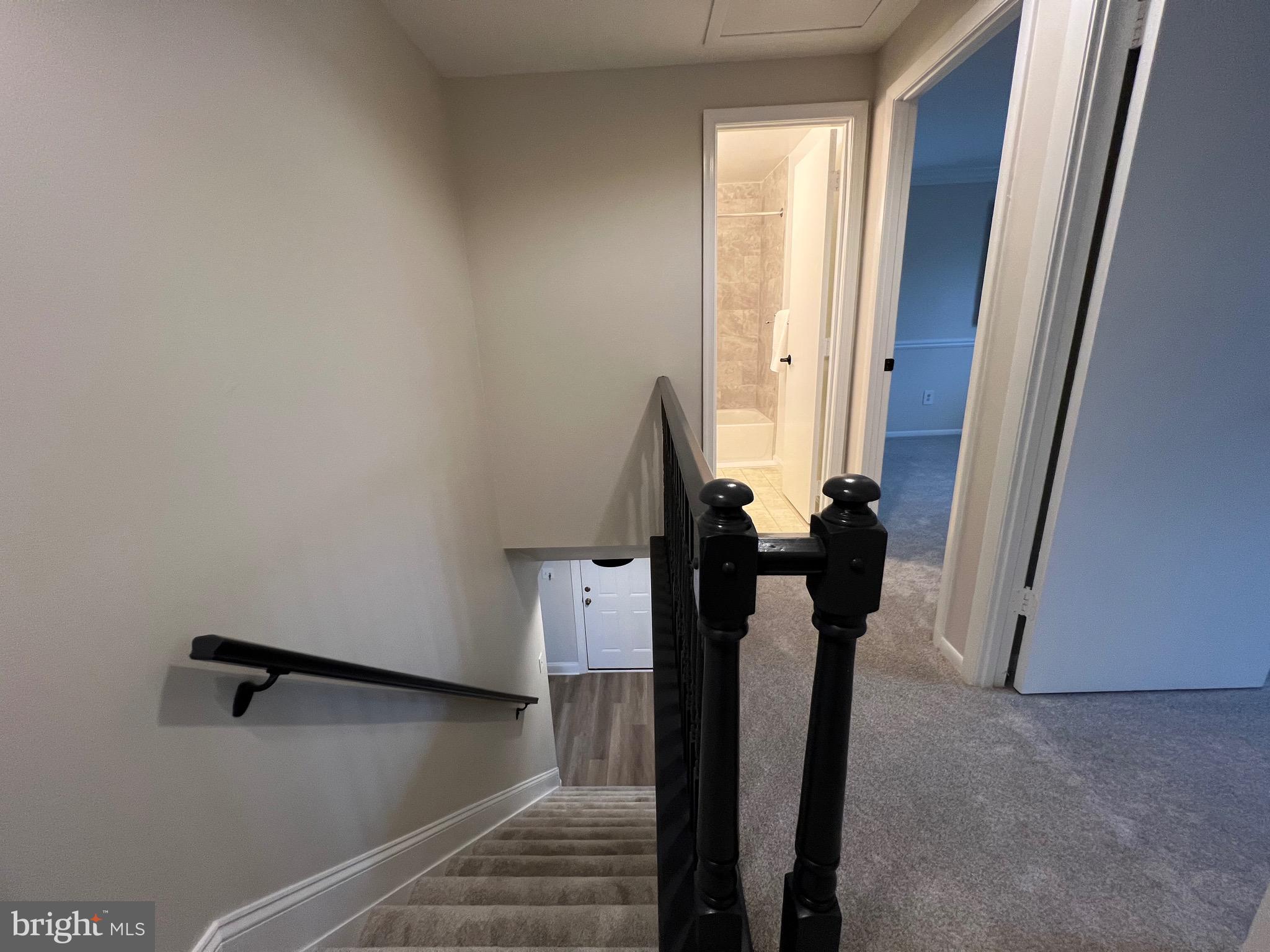 CROFTON SQUARE - Residential Lease