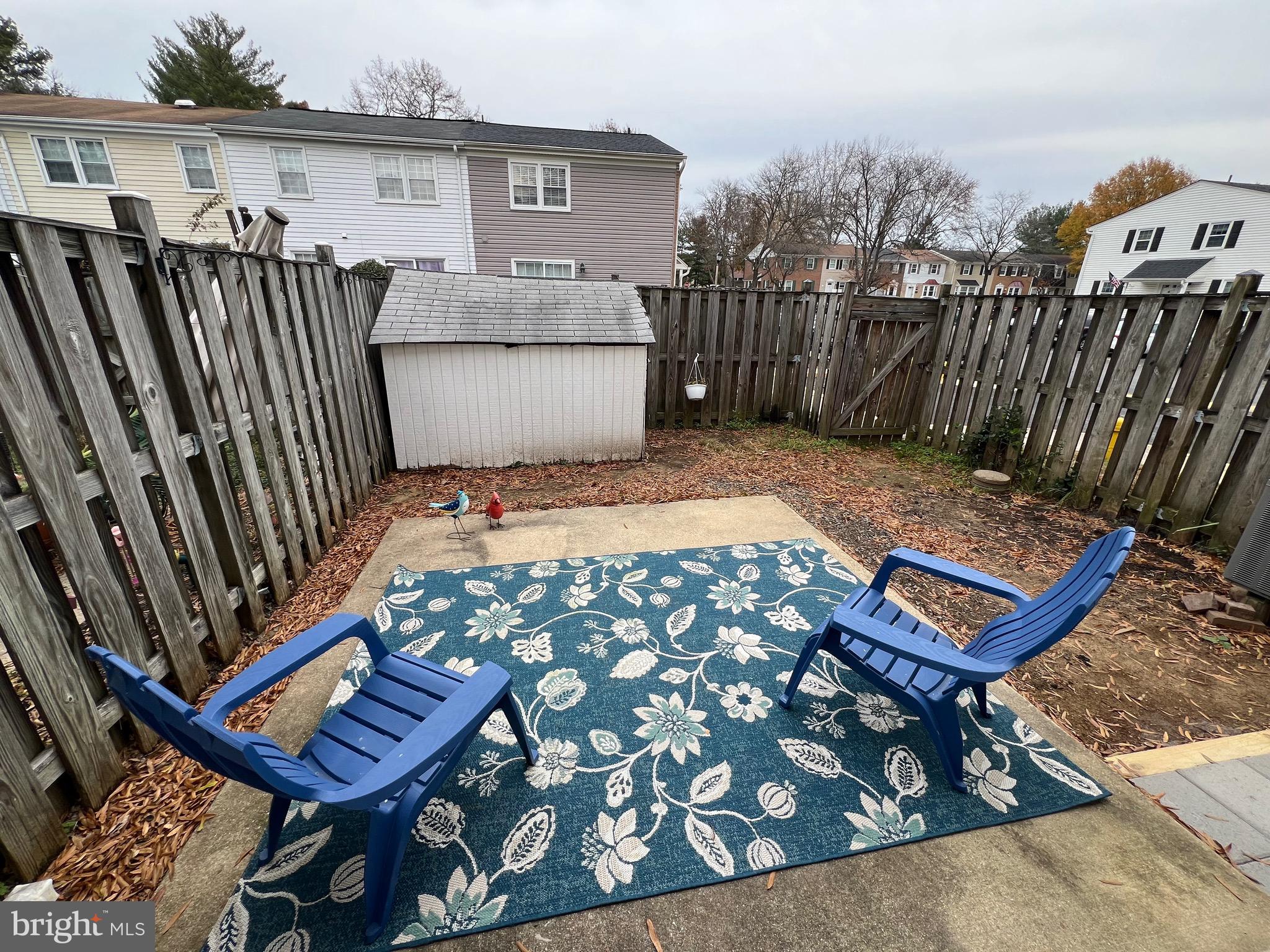 CROFTON SQUARE - Residential Lease