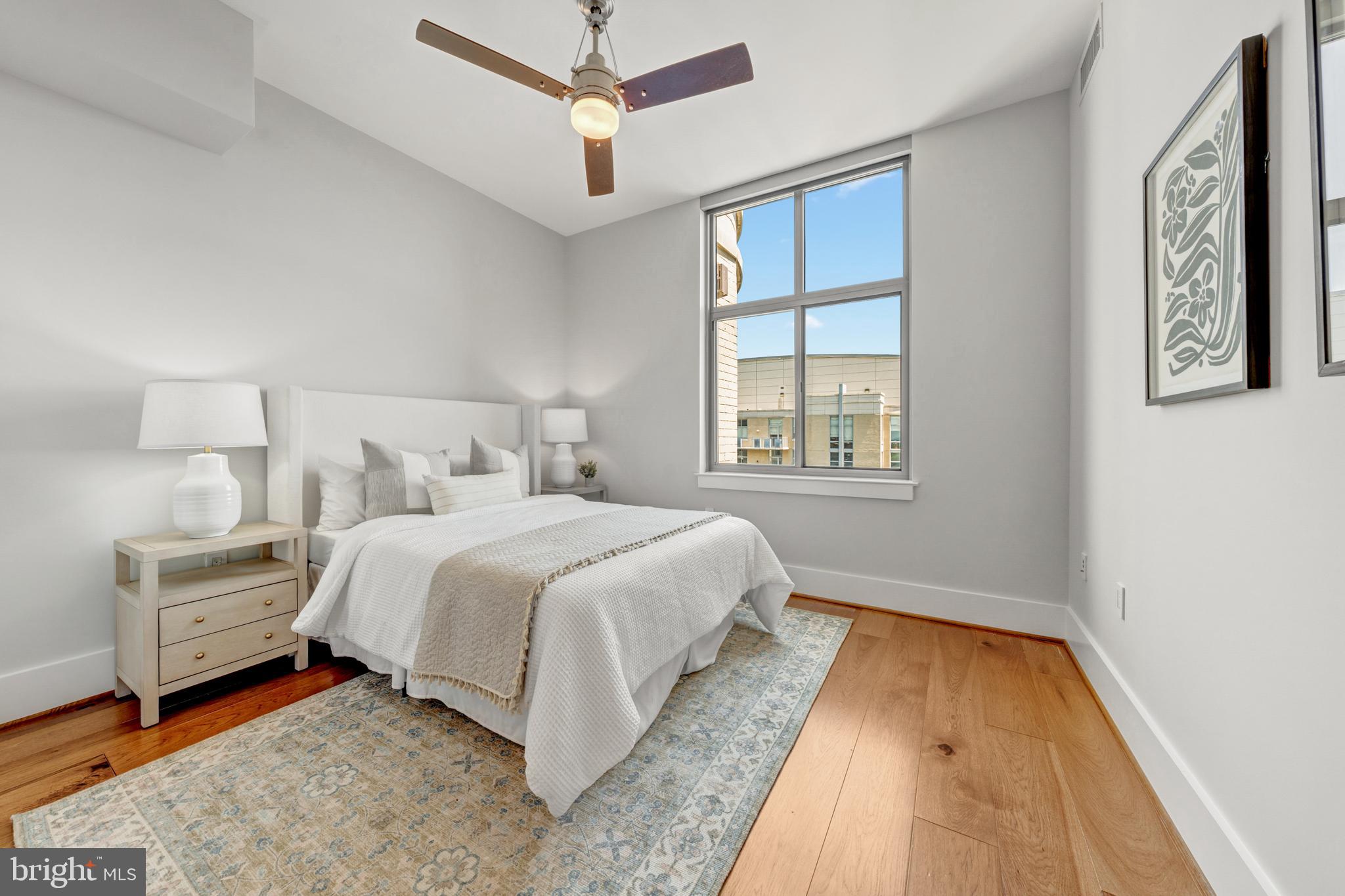 MIDTOWN AT RESTON TOWN CENTER - Residential