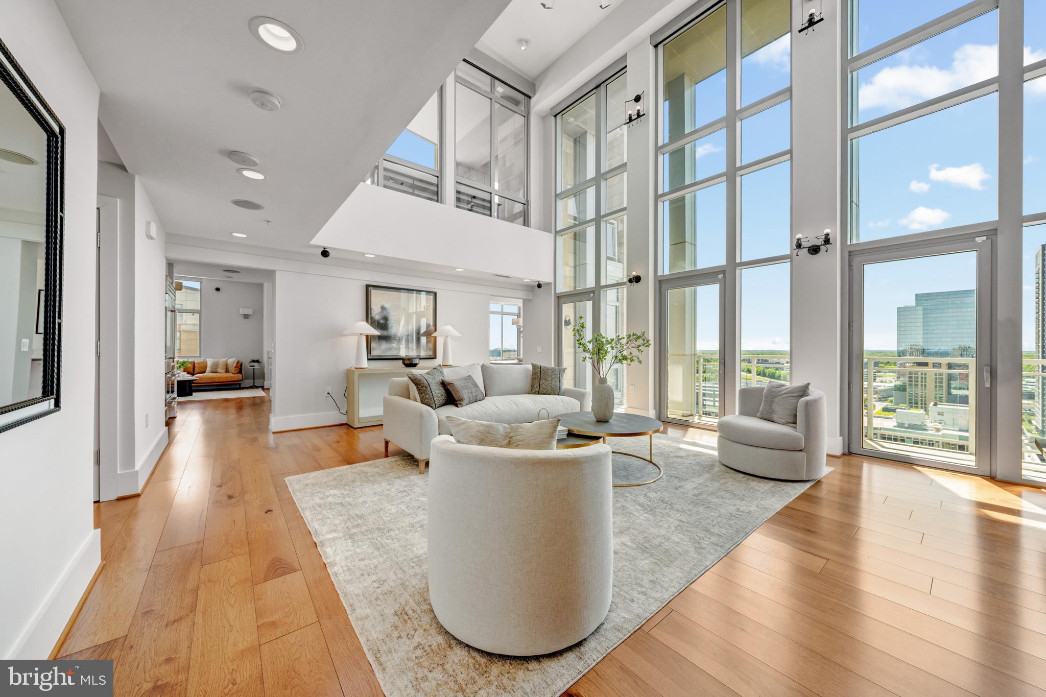 MIDTOWN AT RESTON TOWN CENTER - Residential
