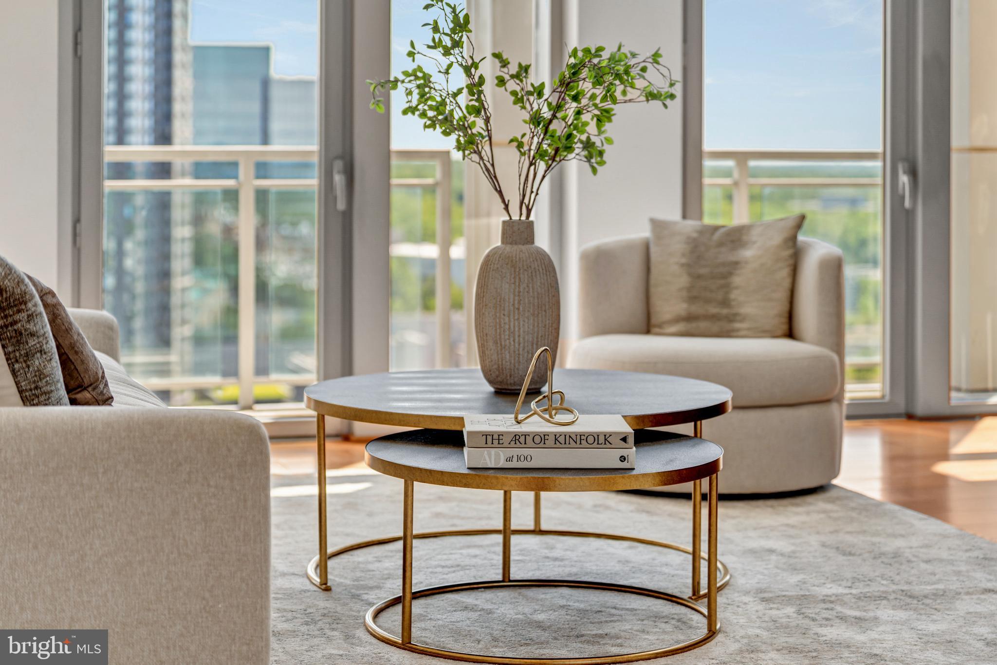 MIDTOWN AT RESTON TOWN CENTER - Residential