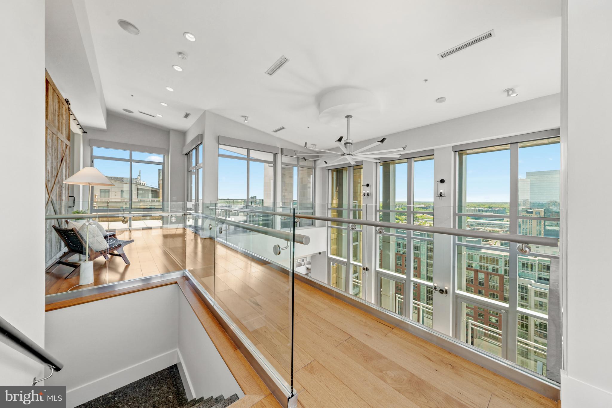MIDTOWN AT RESTON TOWN CENTER - Residential