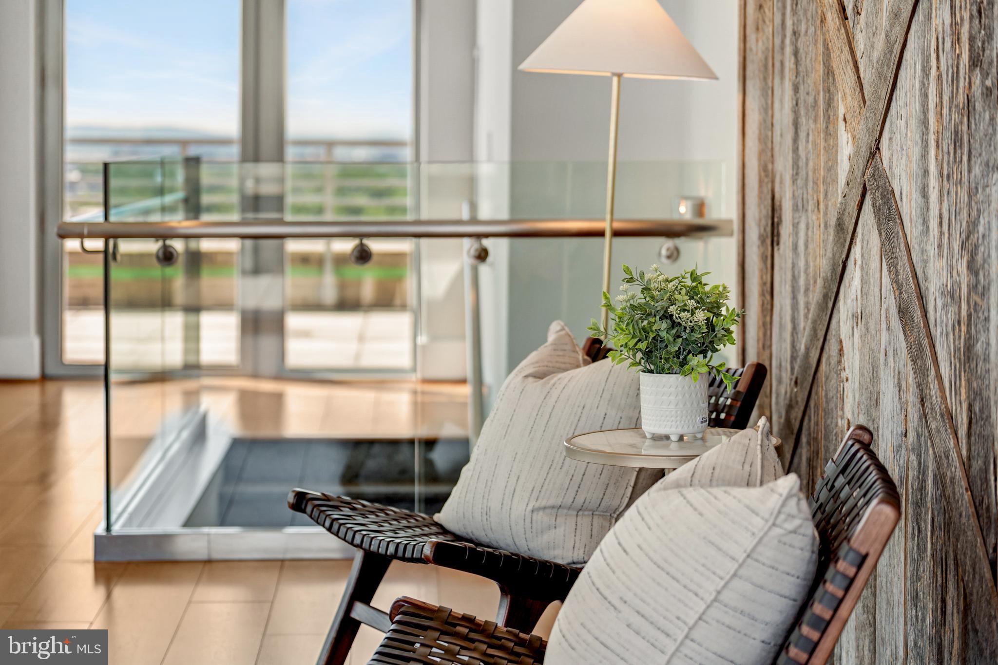 MIDTOWN AT RESTON TOWN CENTER - Residential
