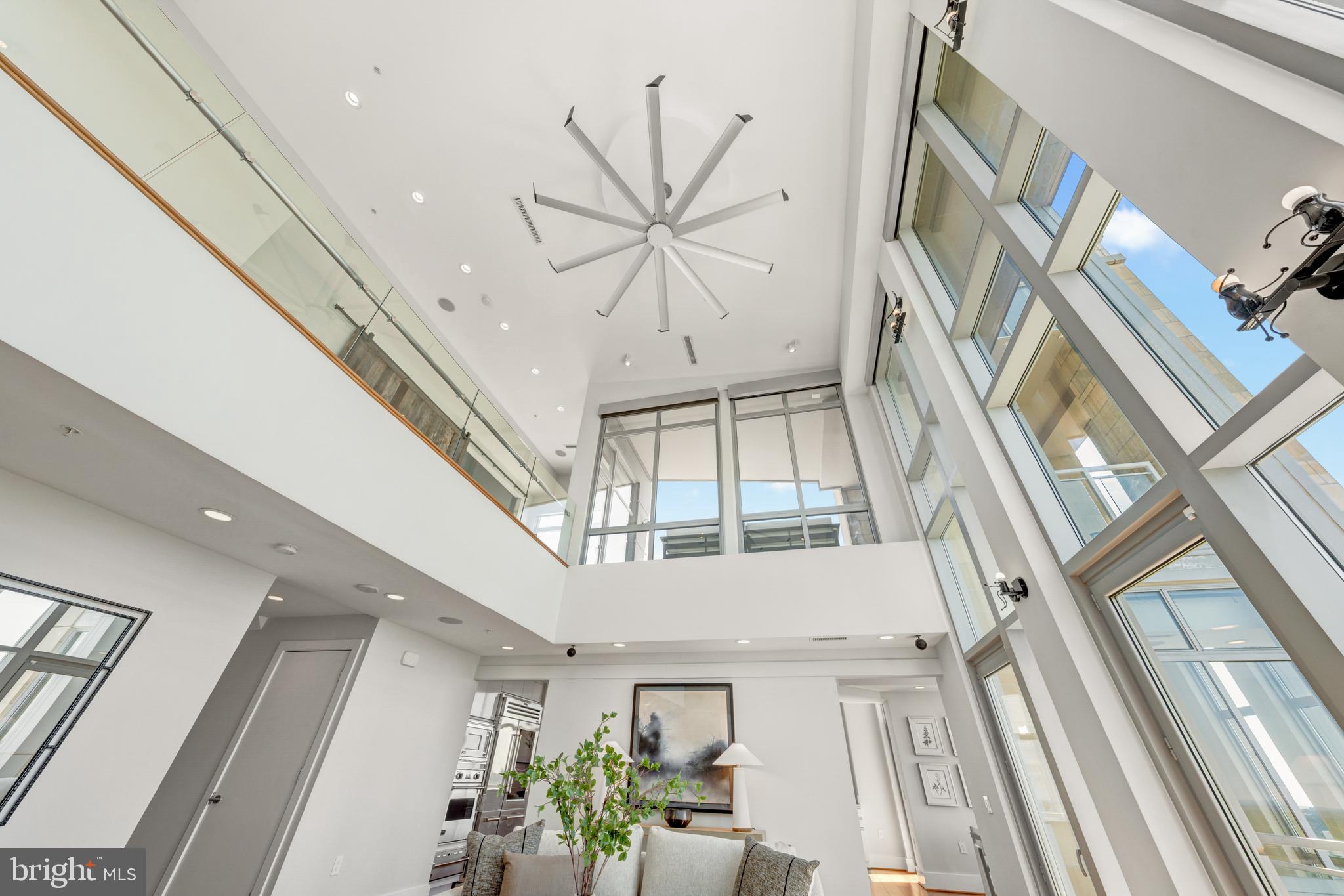MIDTOWN AT RESTON TOWN CENTER - Residential