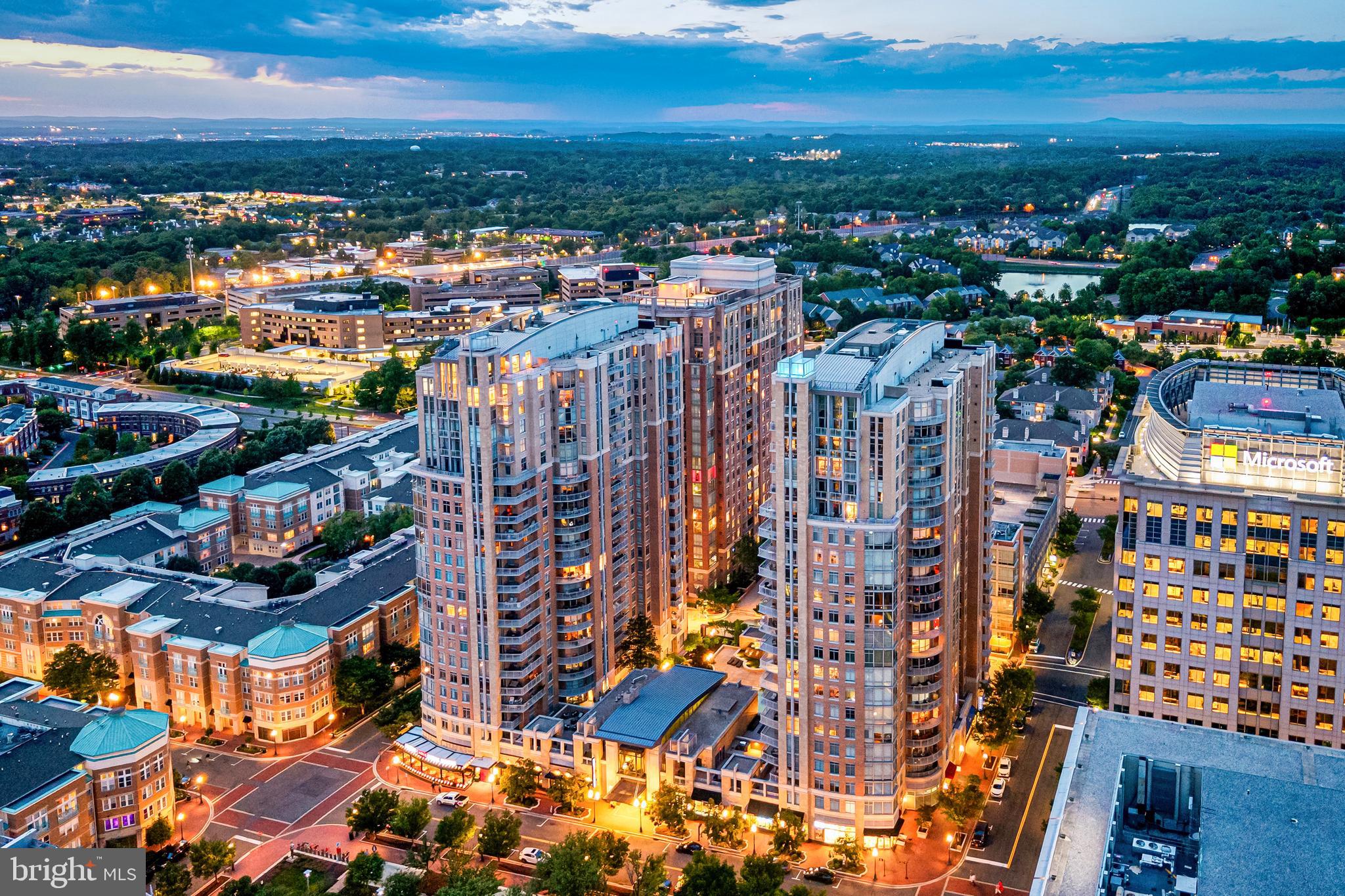 MIDTOWN AT RESTON TOWN CENTER - Residential