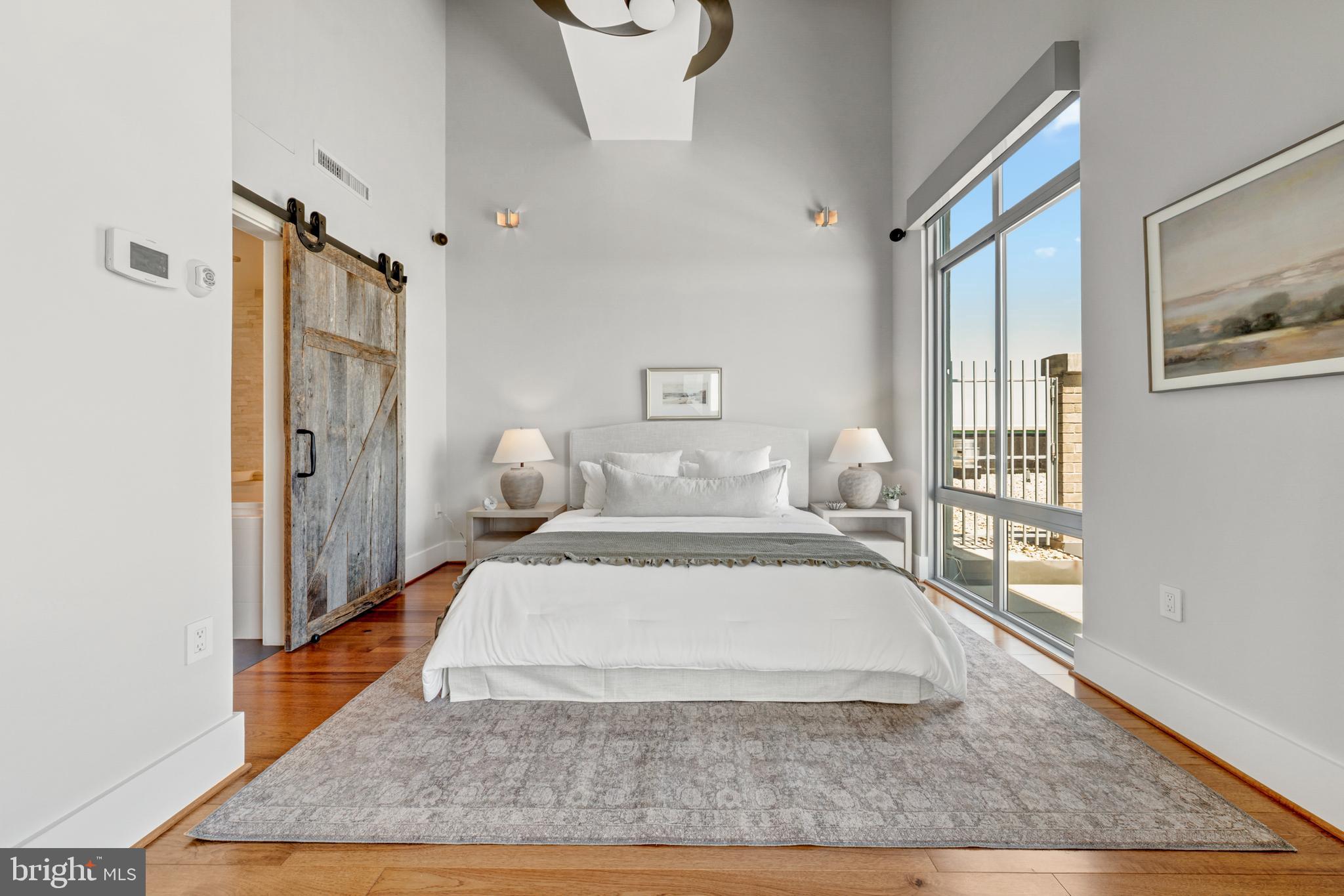 MIDTOWN AT RESTON TOWN CENTER - Residential