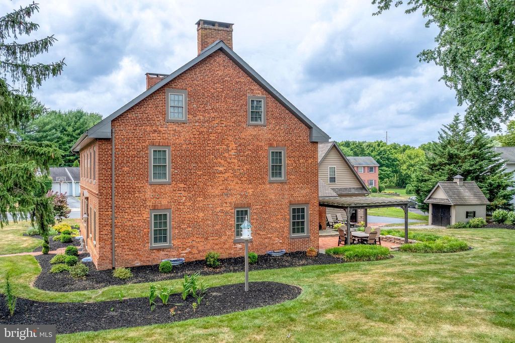 Photo of 2249 Bob White Lane, Lancaster, PA 17601 (MLS # PALA2053246)