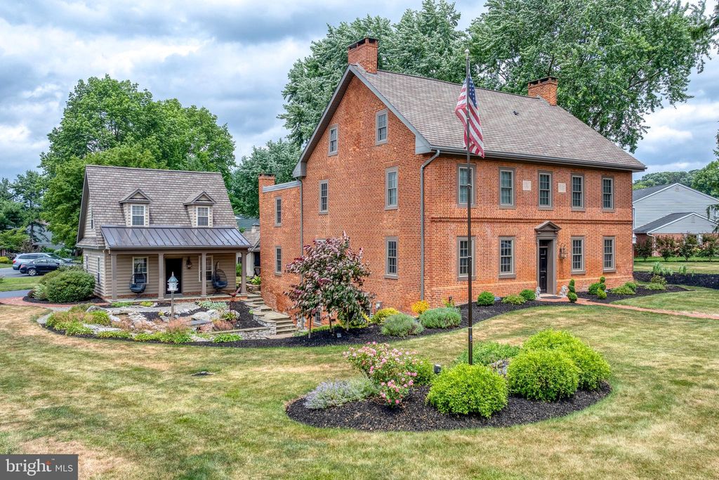 Photo of 2249 Bob White Lane, Lancaster, PA 17601 (MLS # PALA2053246)