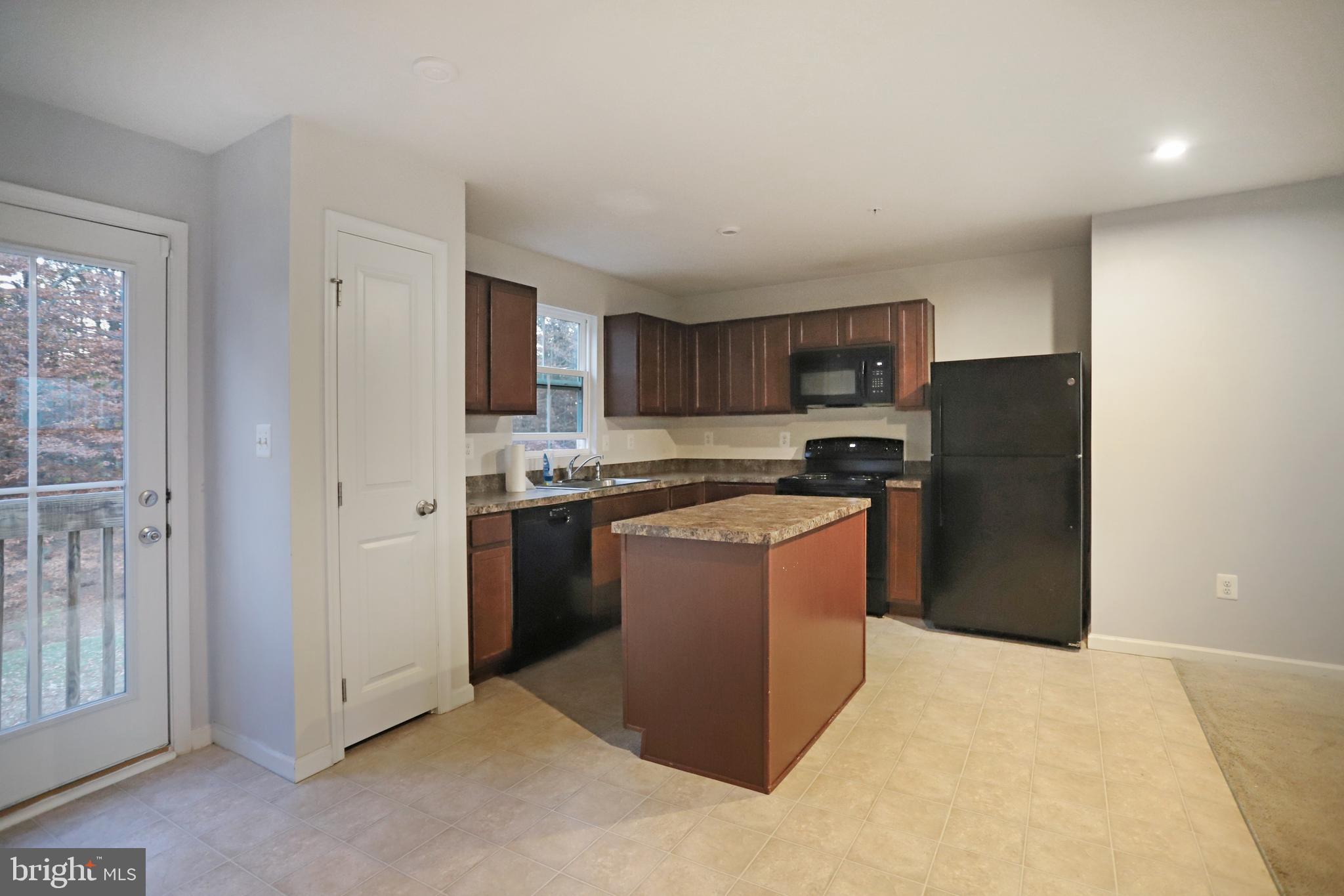 RIDGELY FOREST - Residential