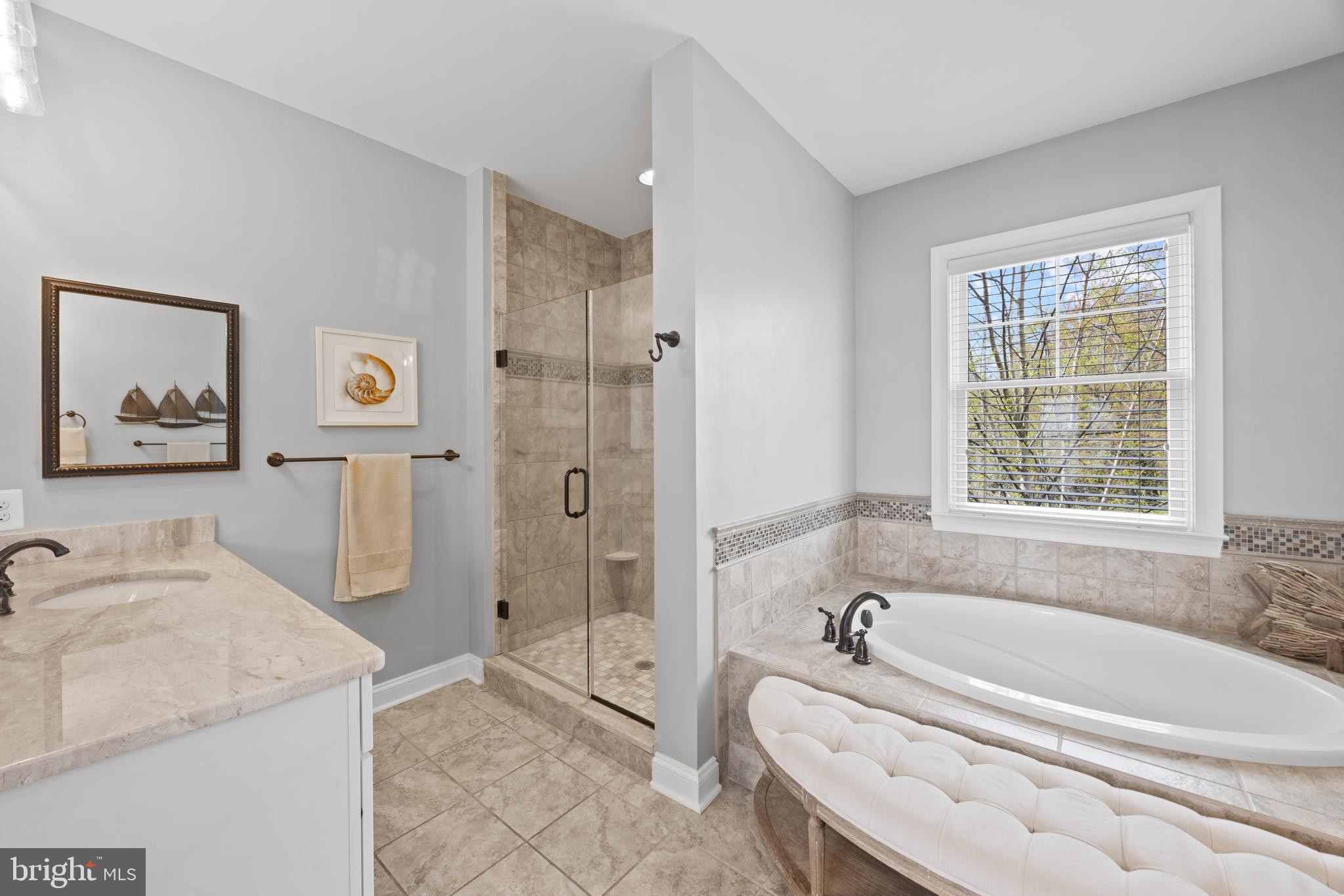 HILLSMERE ESTATES - Residential