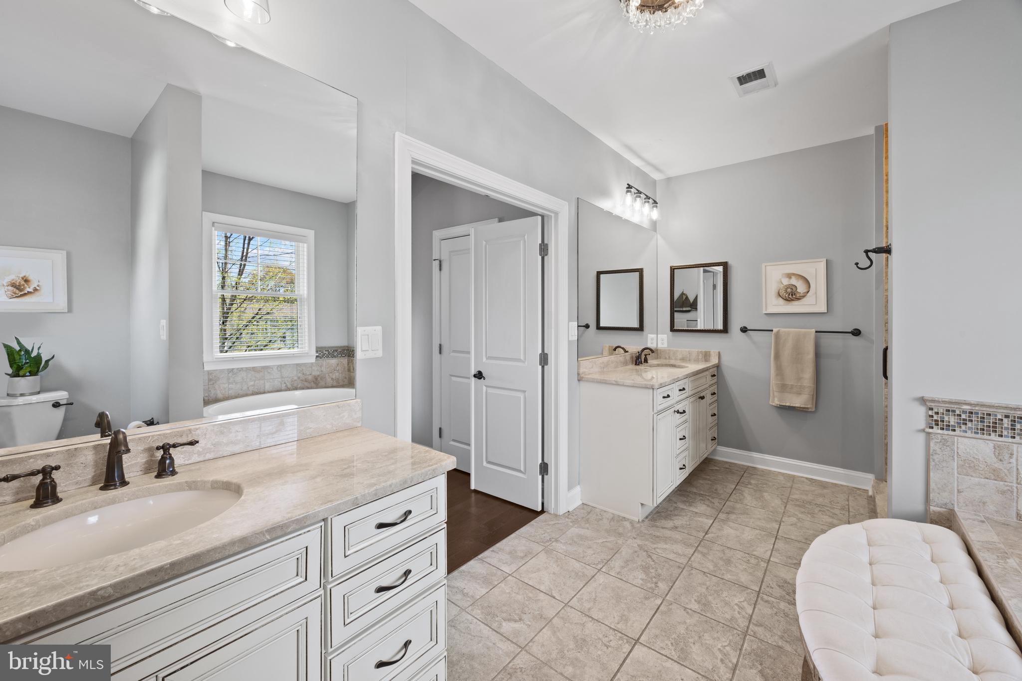 HILLSMERE ESTATES - Residential