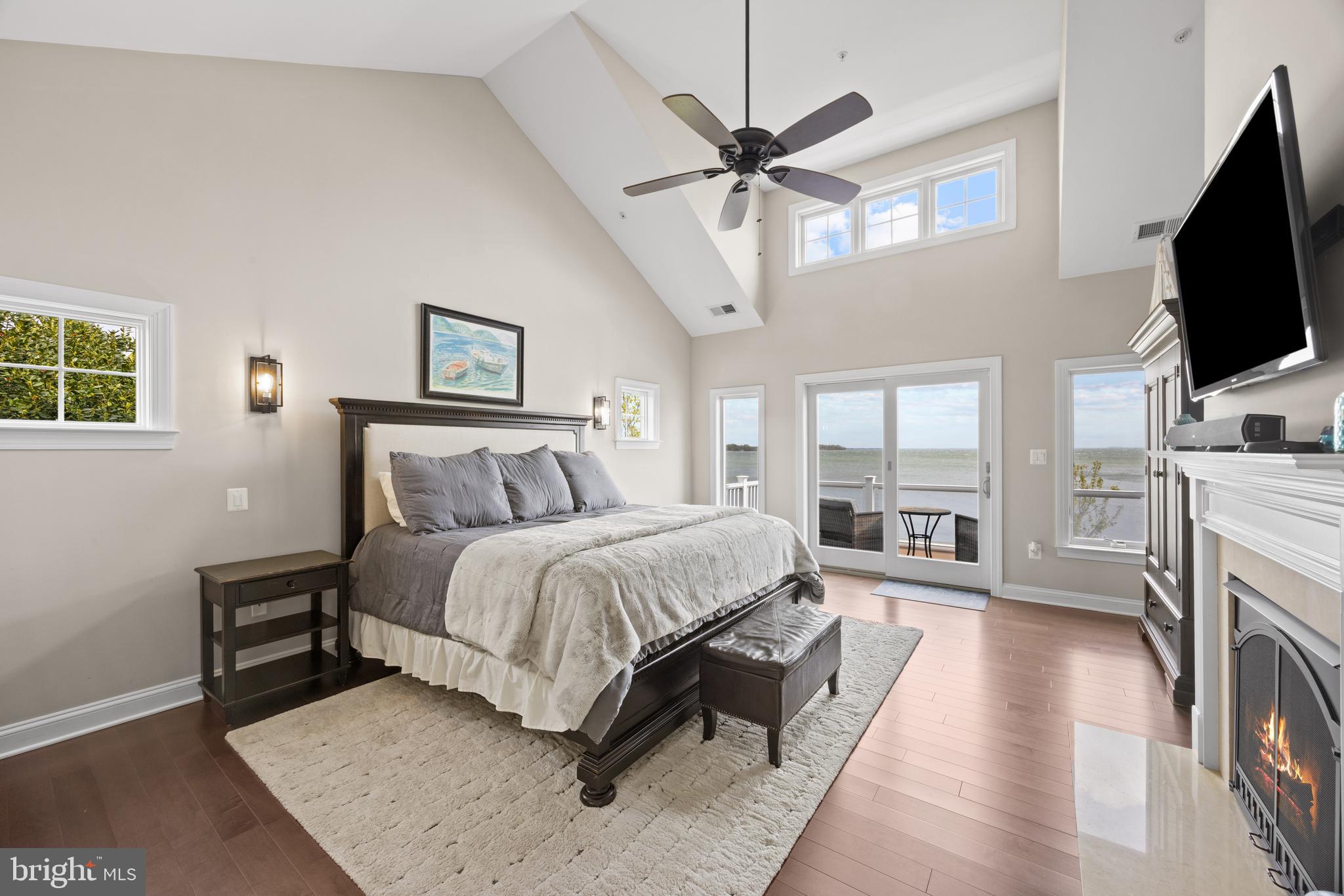 HILLSMERE ESTATES - Residential