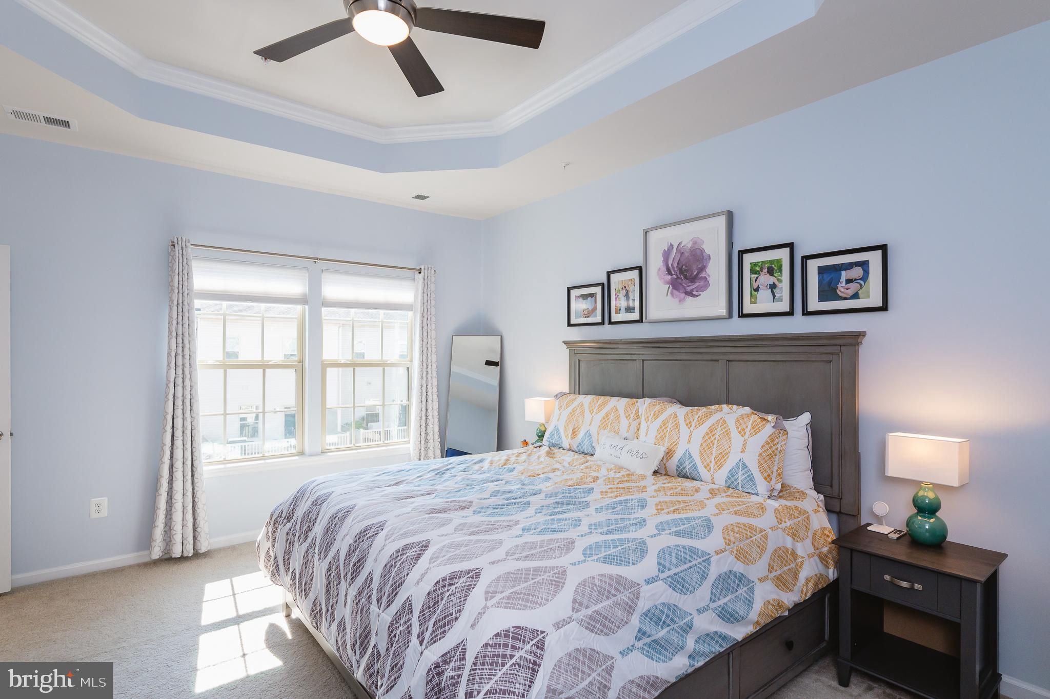 MIDDLE RIVER - Residential