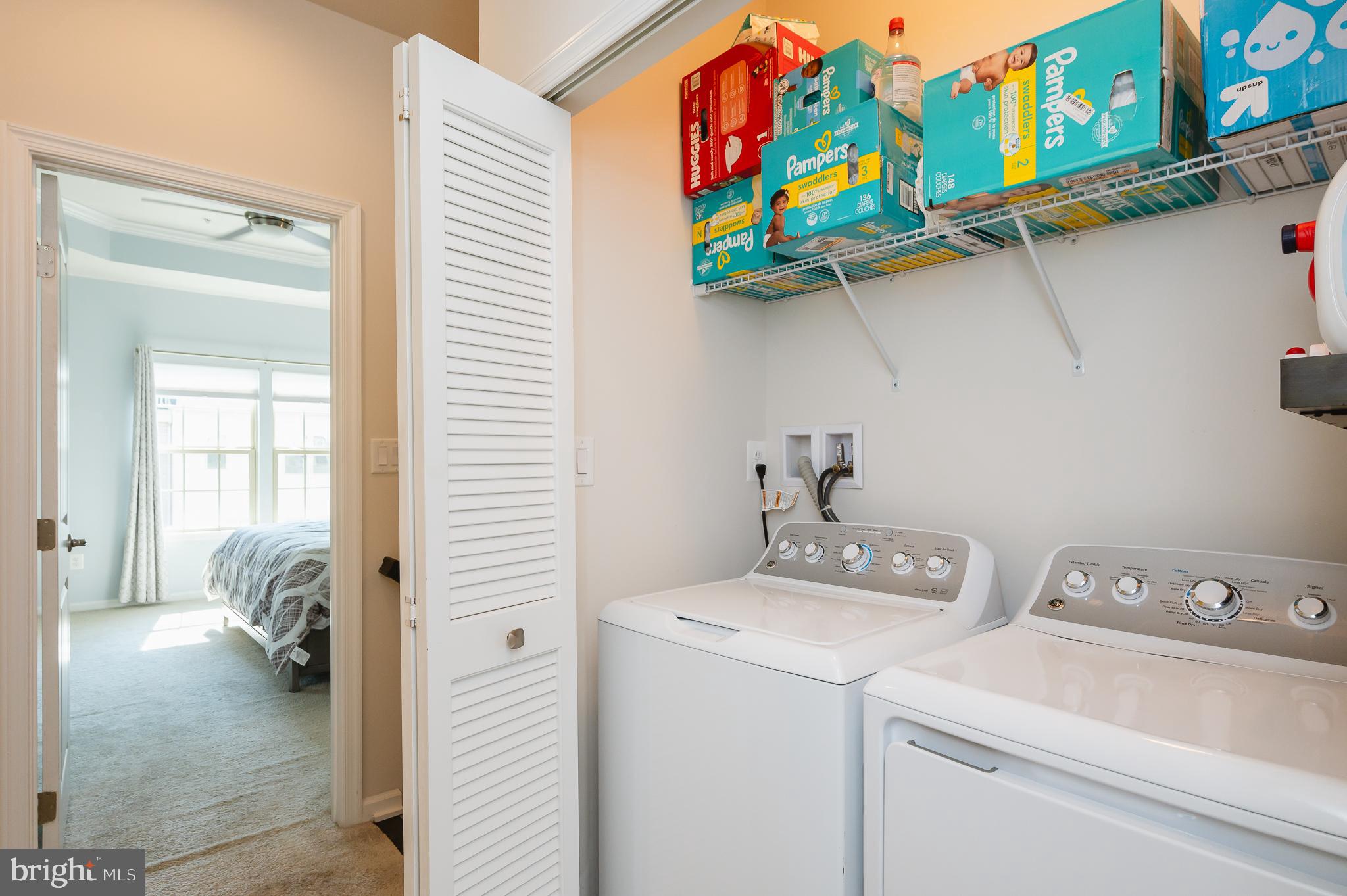 MIDDLE RIVER - Residential