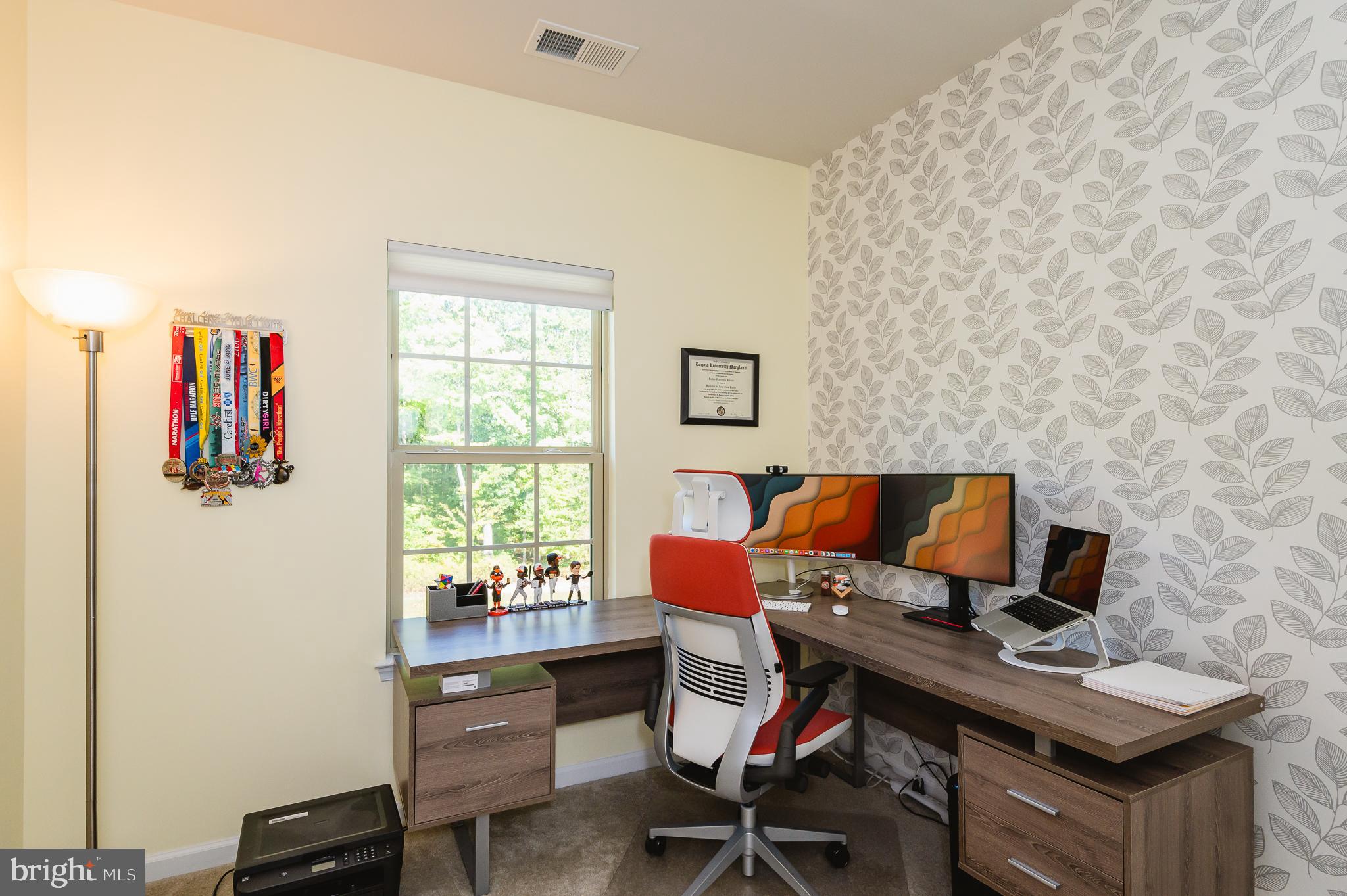 MIDDLE RIVER - Residential