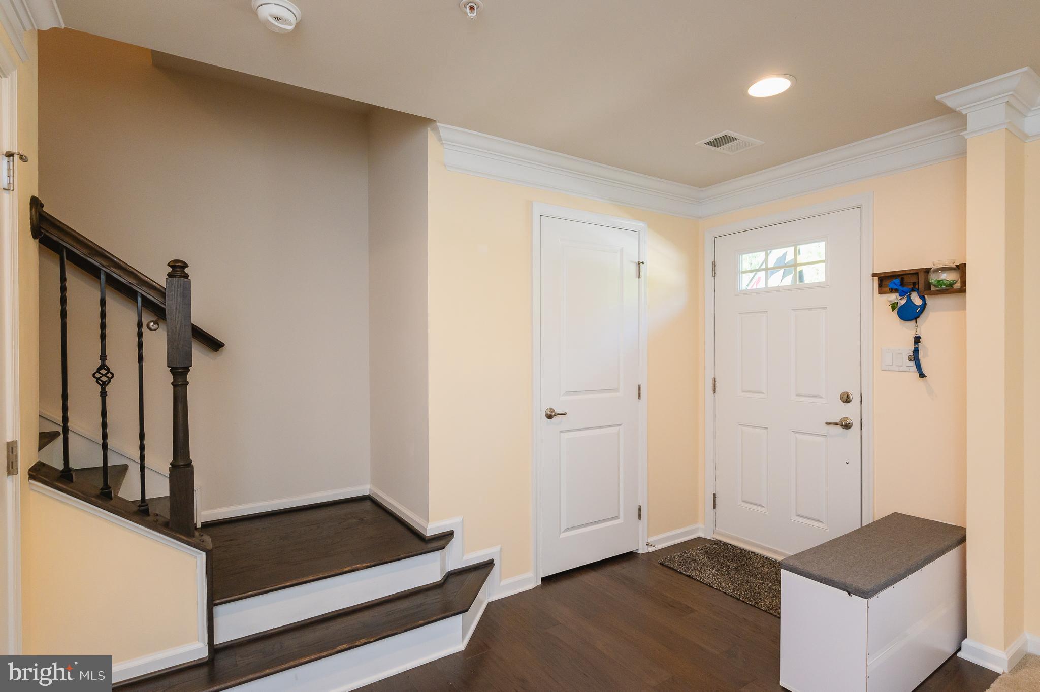 MIDDLE RIVER - Residential