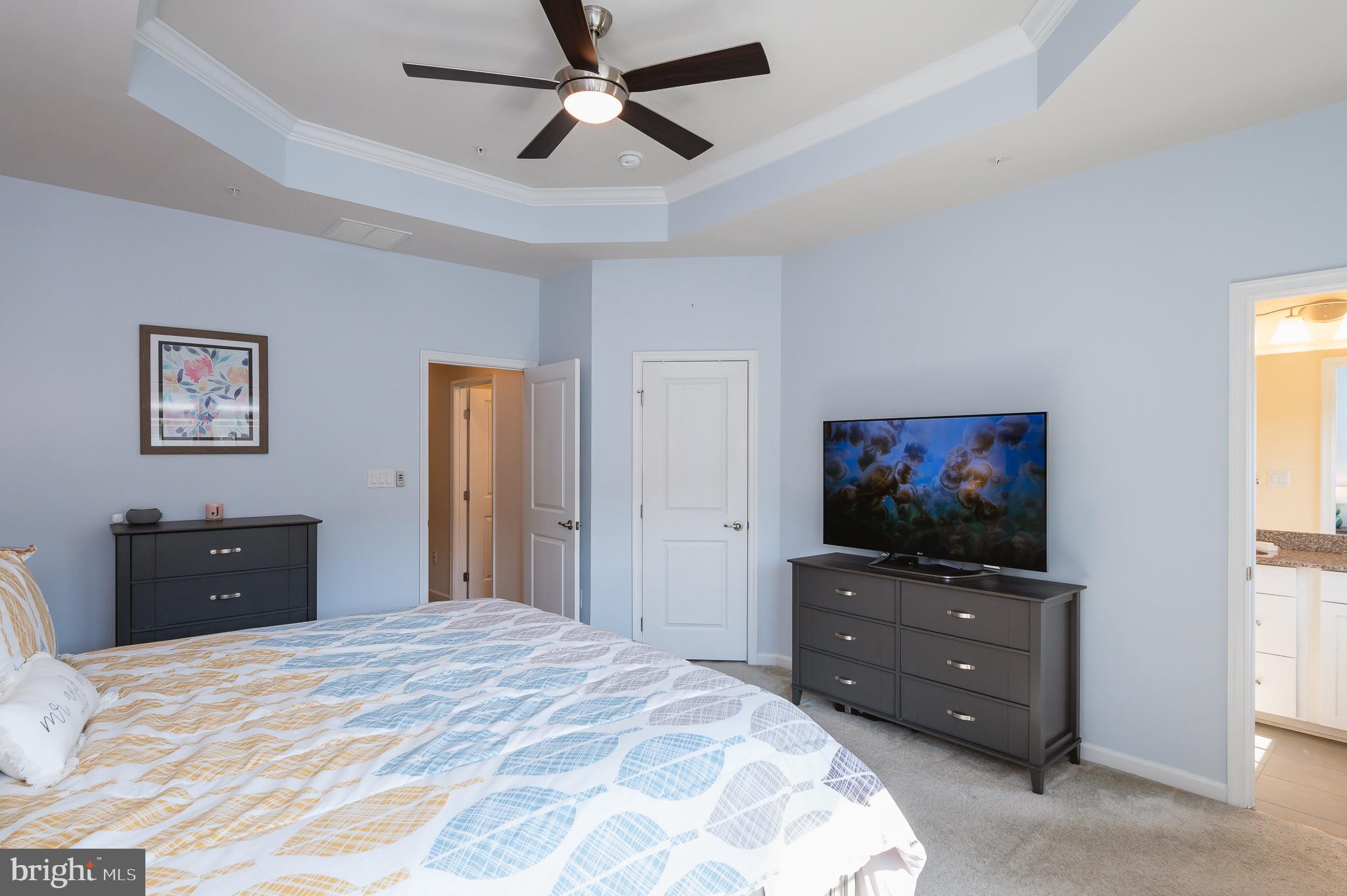 MIDDLE RIVER - Residential