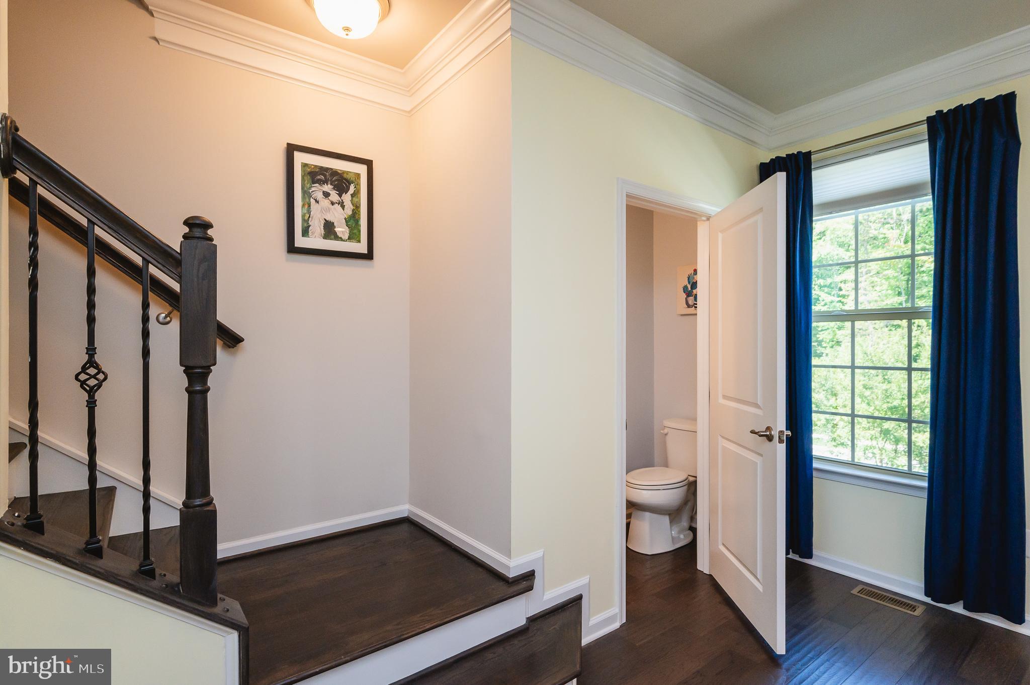 MIDDLE RIVER - Residential