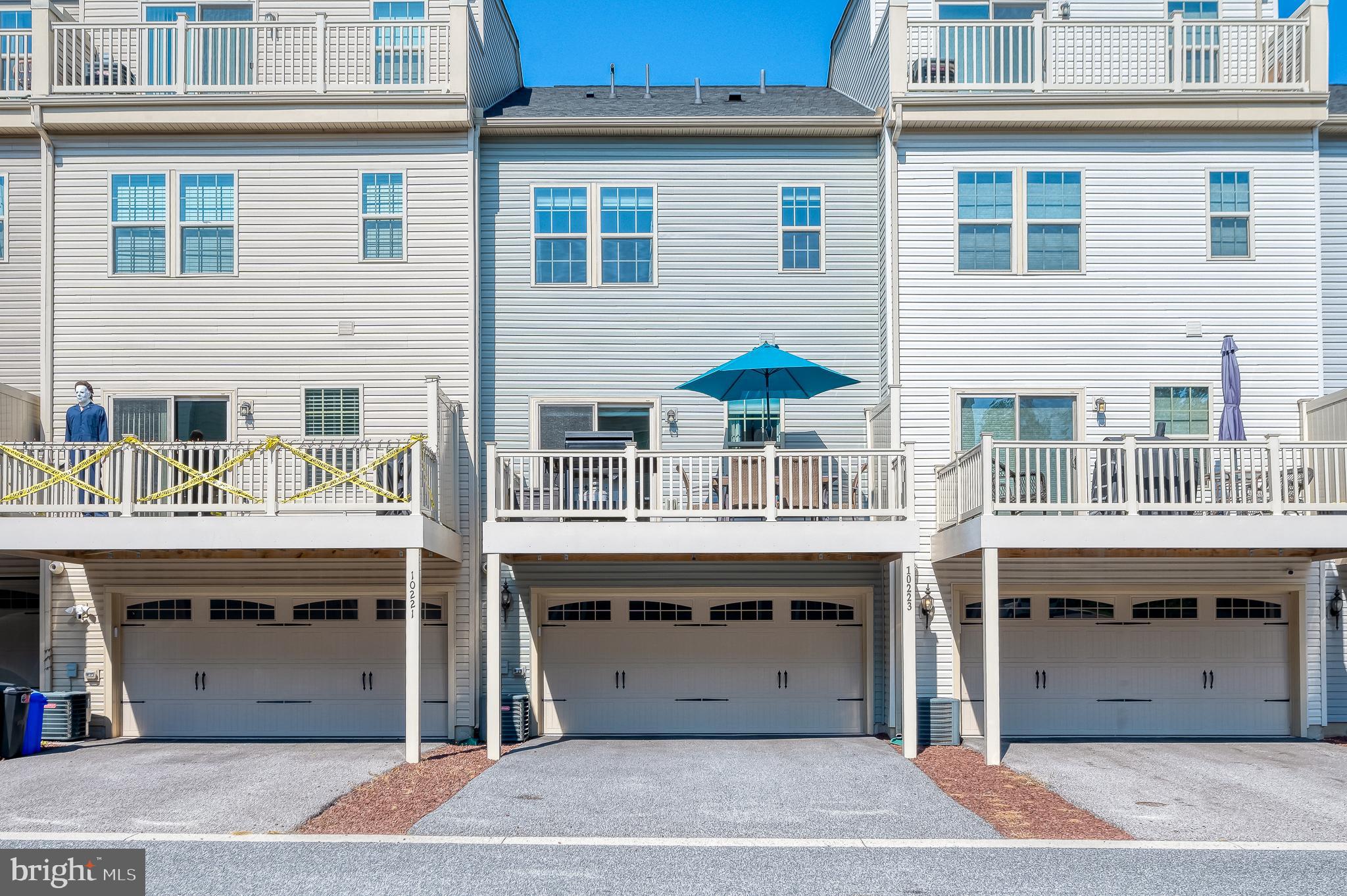 MIDDLE RIVER - Residential