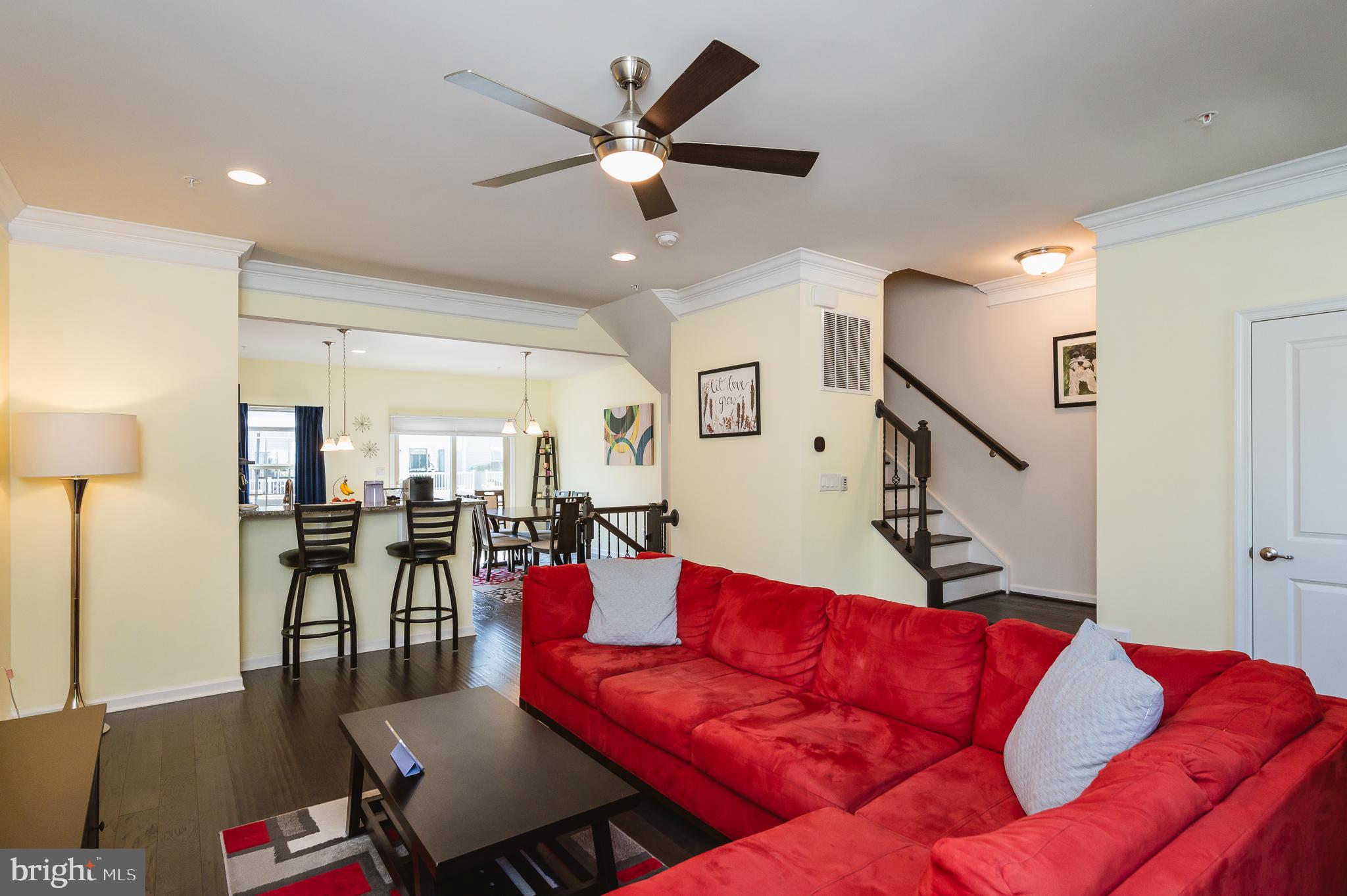 MIDDLE RIVER - Residential