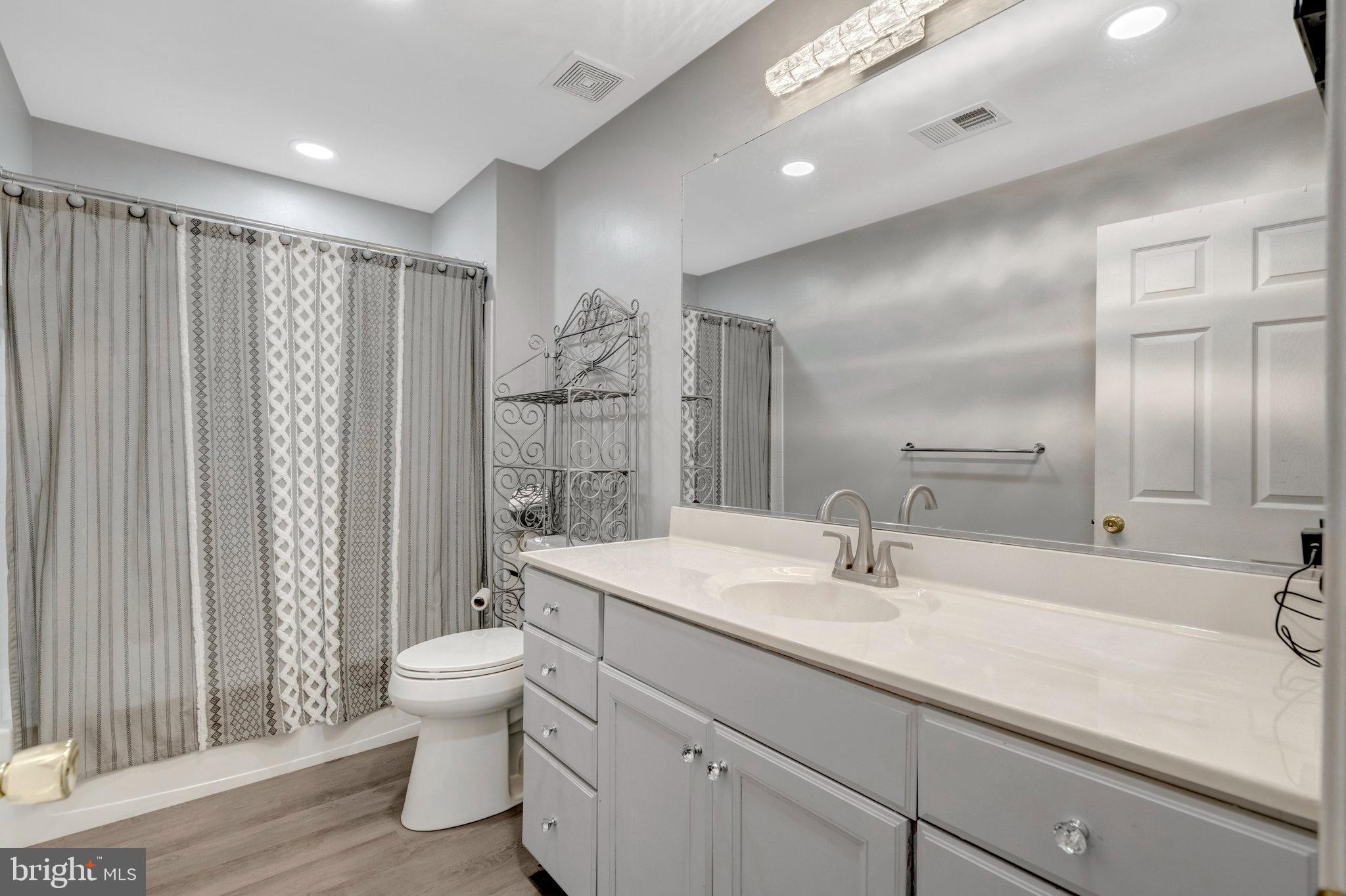 GARRISON WOODS - Residential