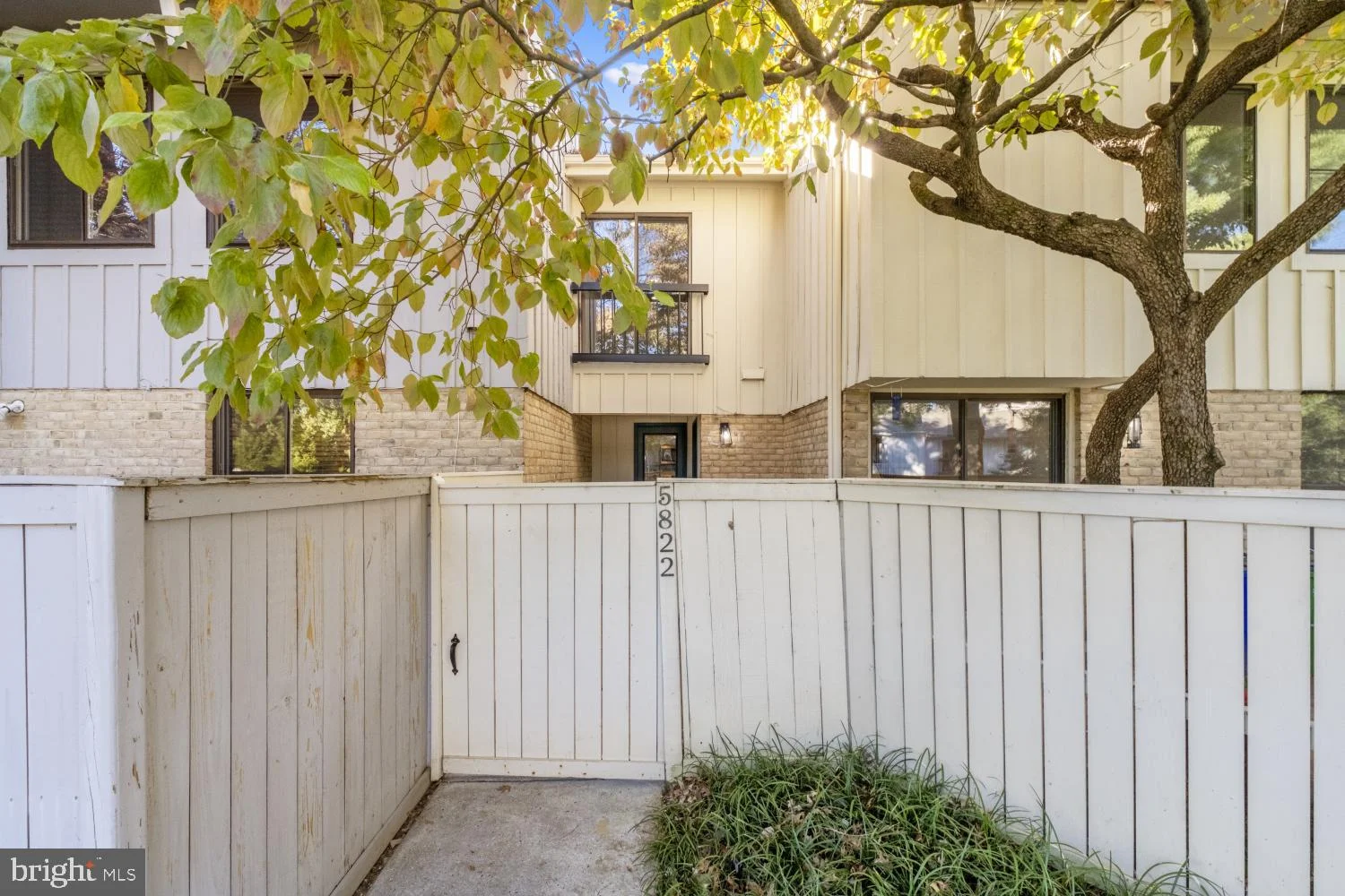 5822 Barnwood Place Unit 9