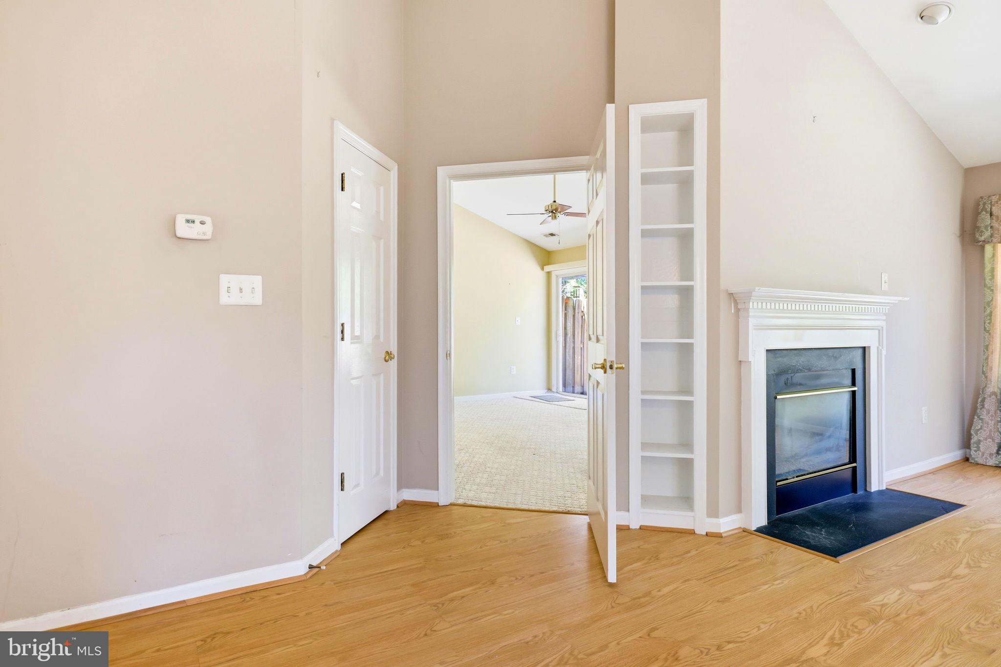 SUMMERLAKE - Residential
