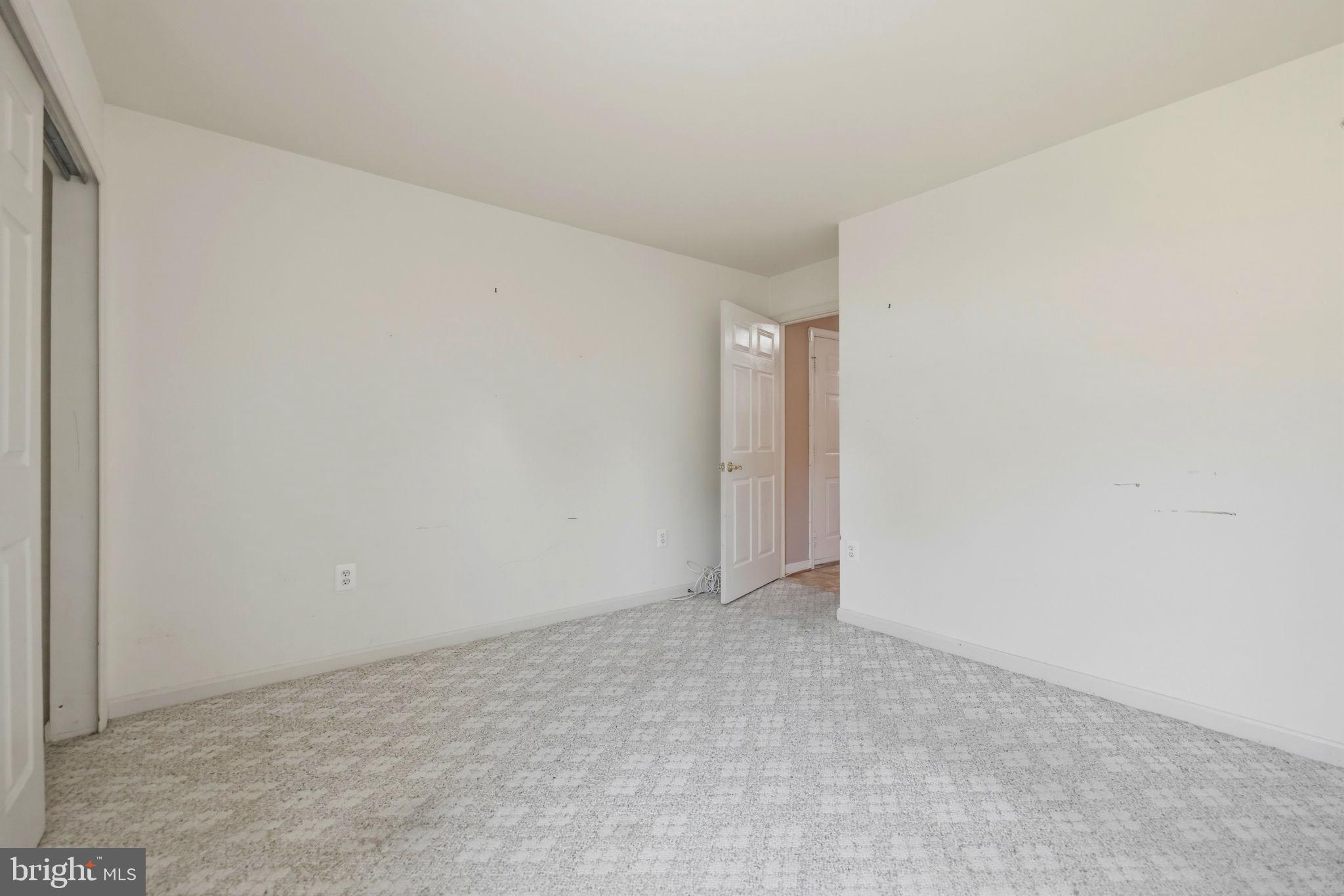 SUMMERLAKE - Residential