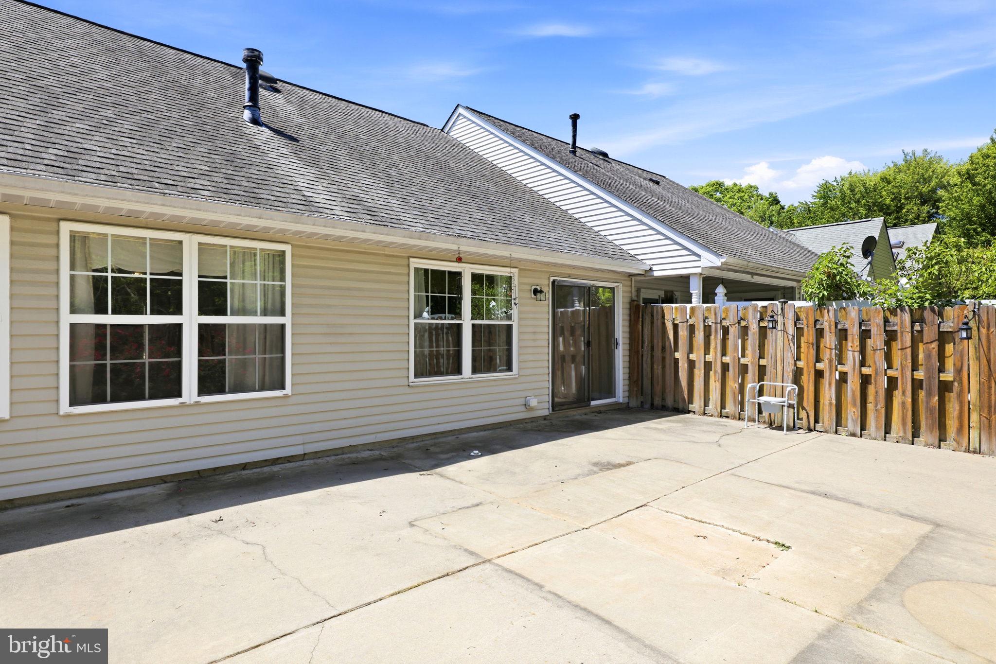 SUMMERLAKE - Residential