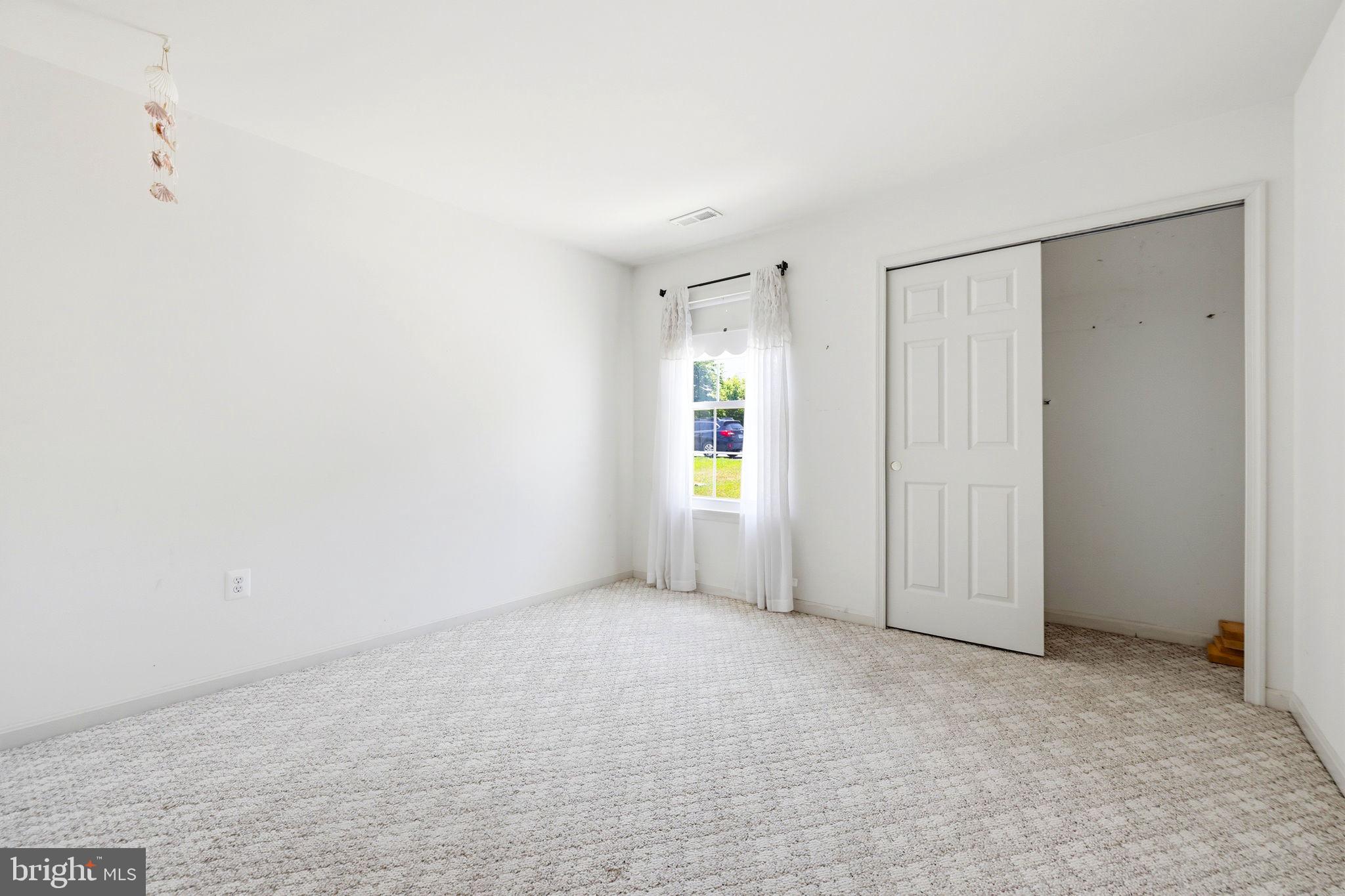 SUMMERLAKE - Residential