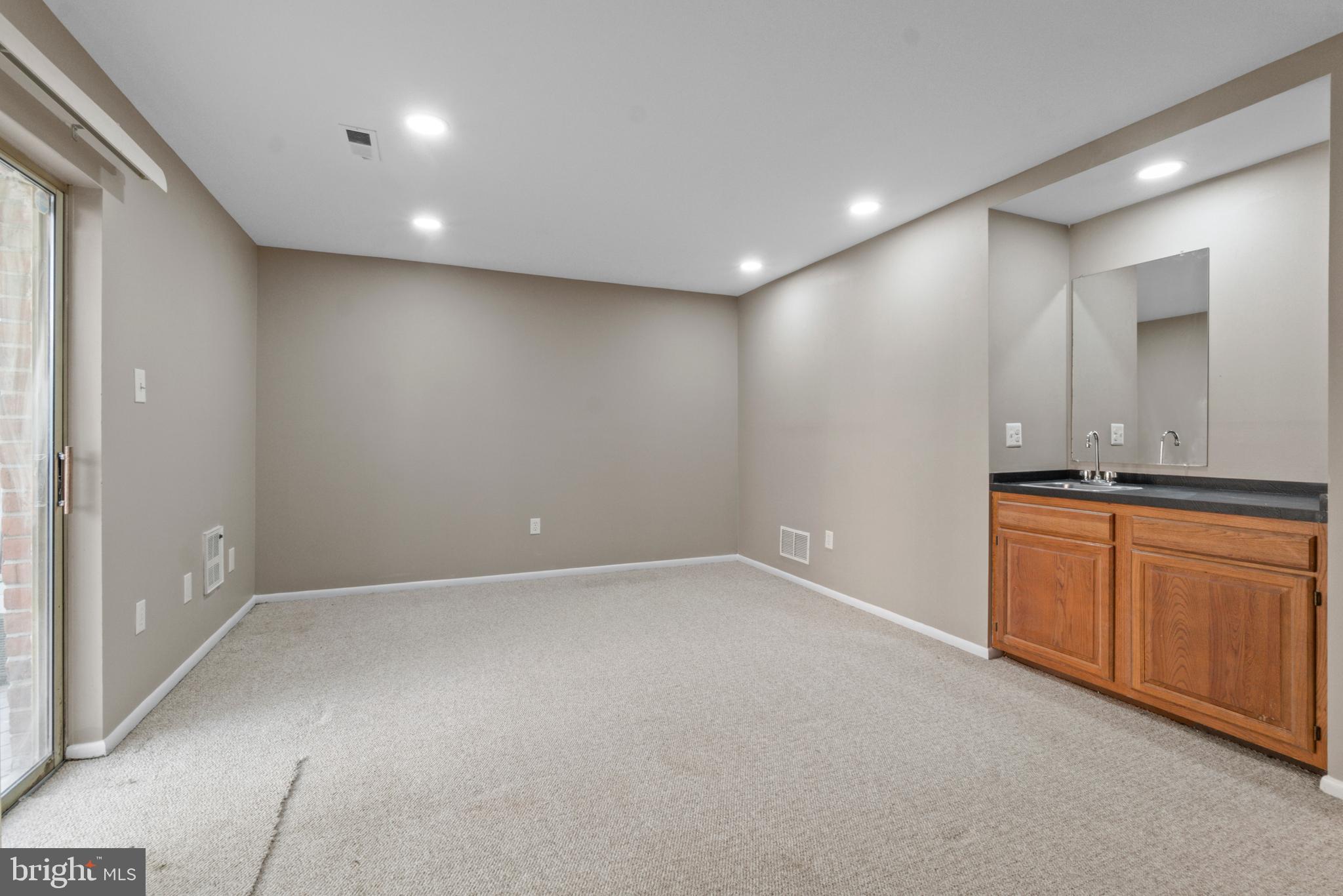 LOVETON FARMS - Residential