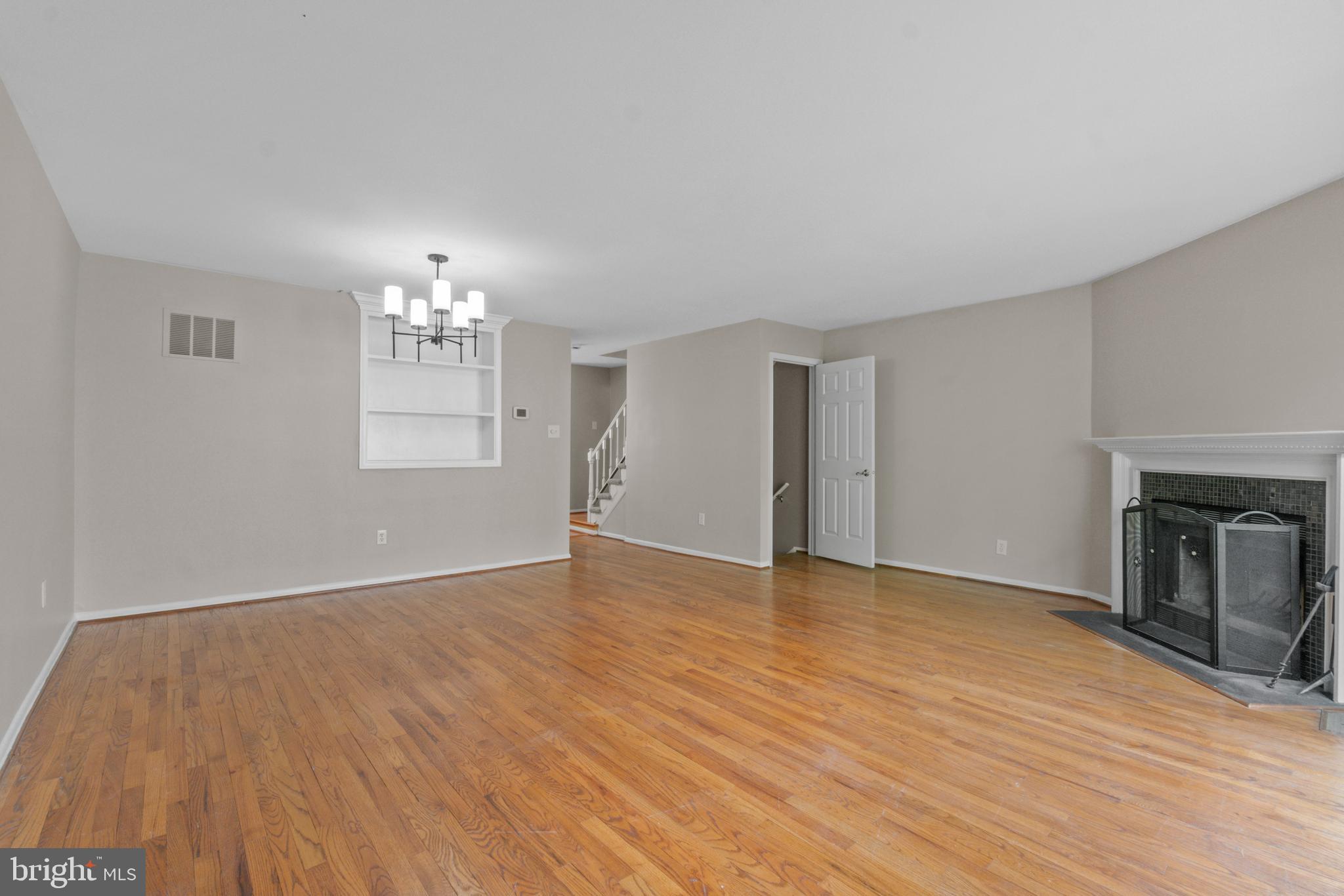 LOVETON FARMS - Residential