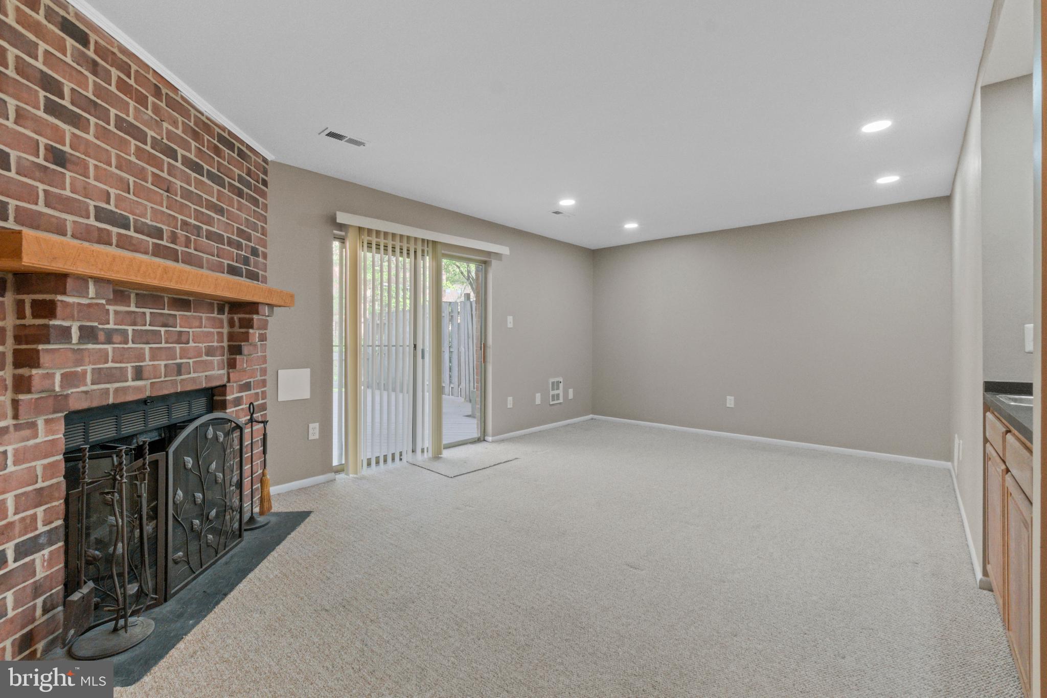 LOVETON FARMS - Residential