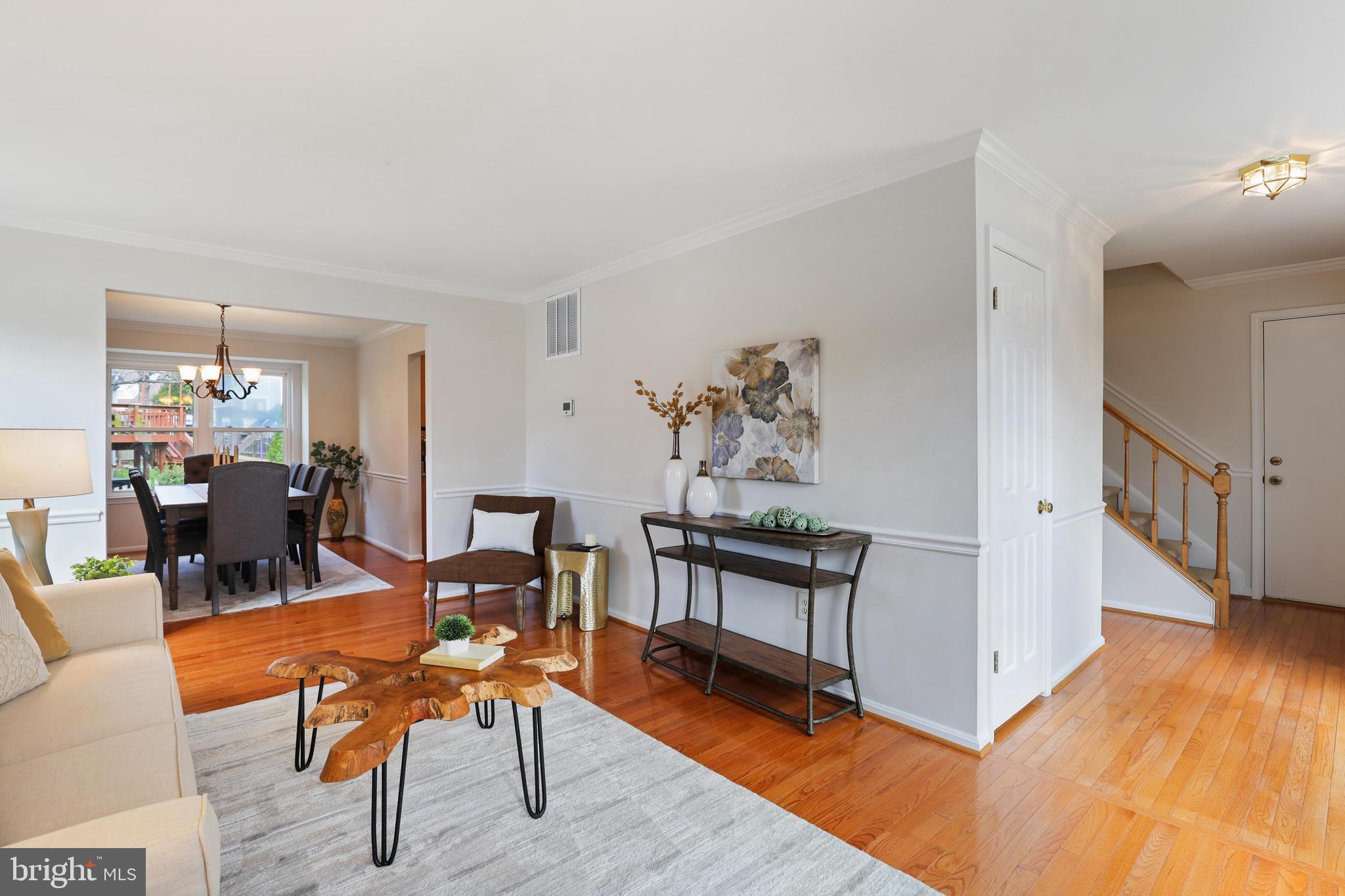 EMERALD CHASE - Residential