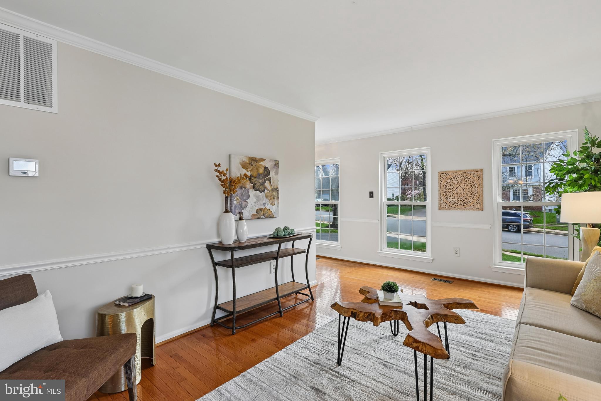 EMERALD CHASE - Residential